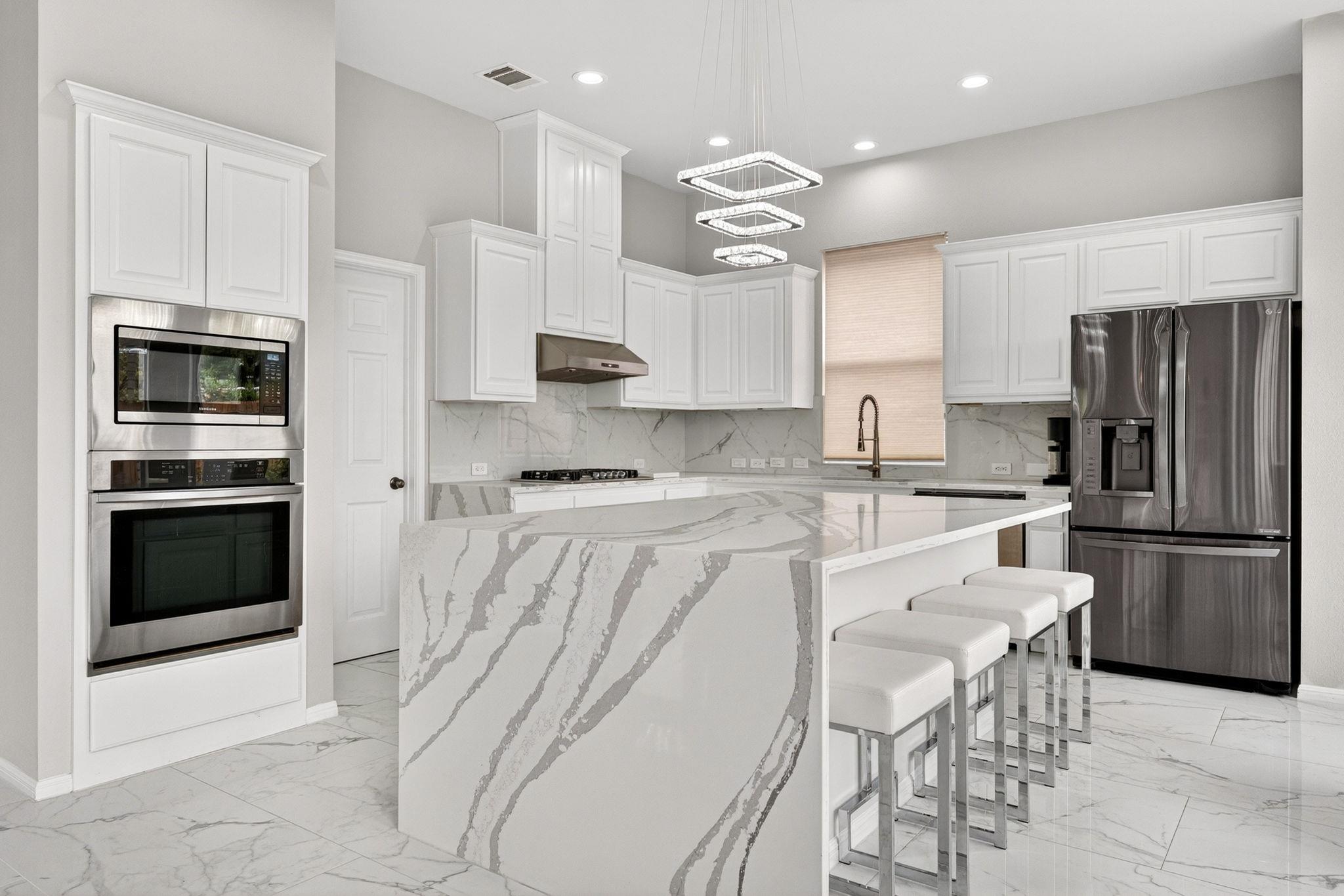 12629 Lee Park Ln, Austin, TX 78732