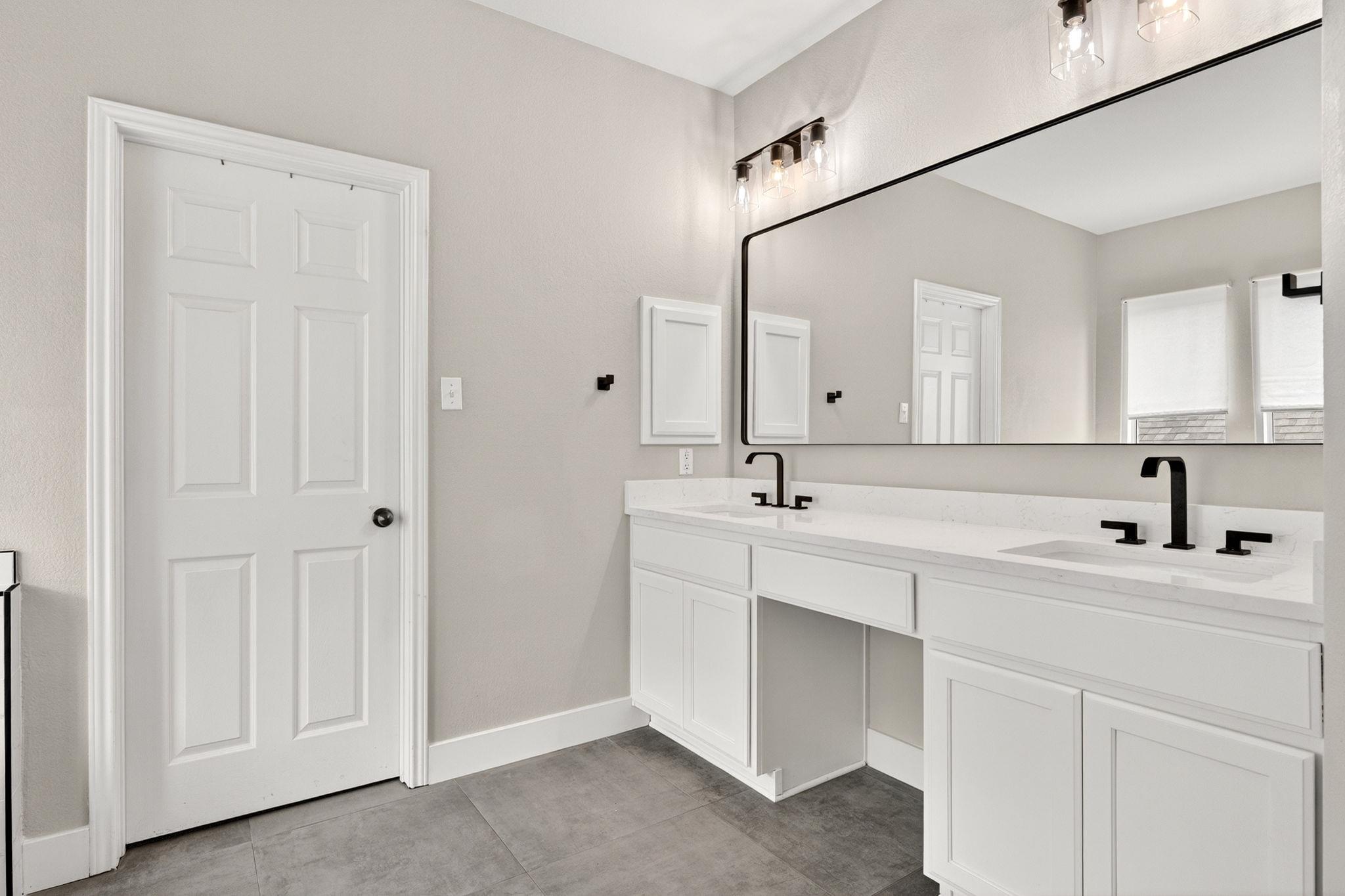 12629 Lee Park Ln, Austin, TX 78732