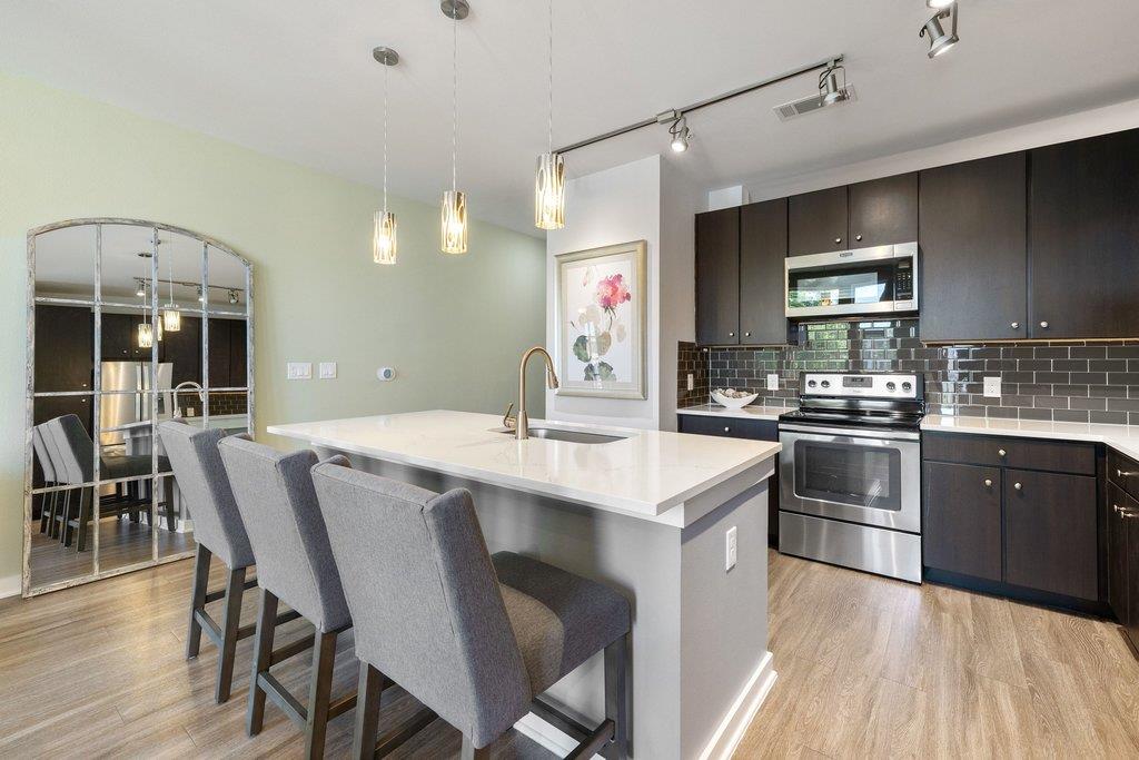 1900 Barton Springs Rd # 5009, Austin, TX 78704