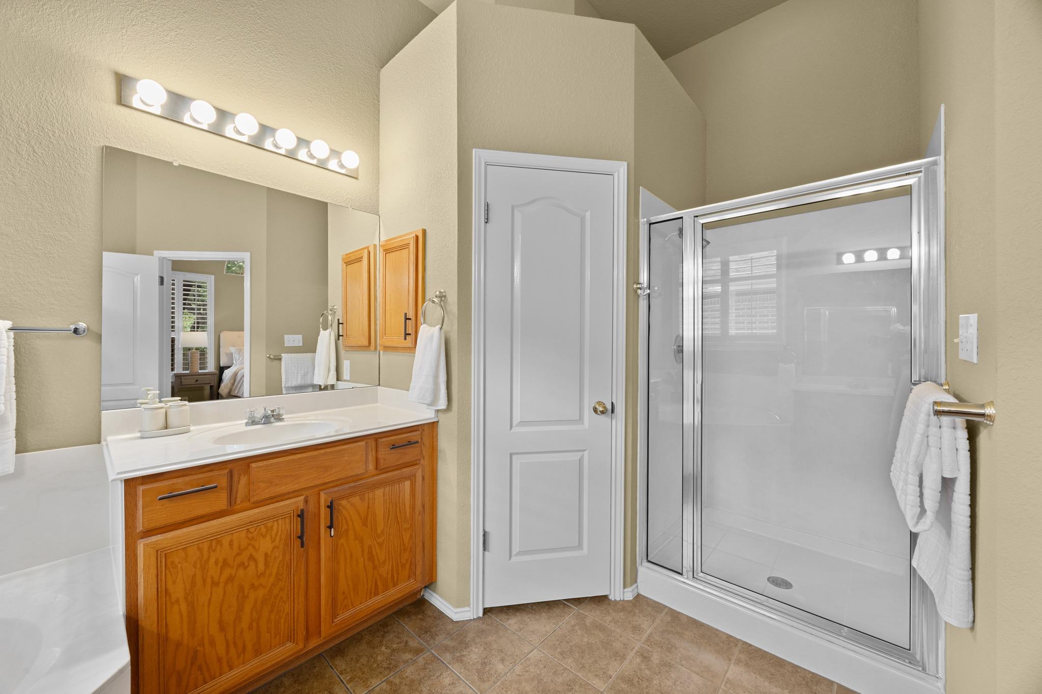 902 SAVANNA Ln, Cedar Park, TX 78613