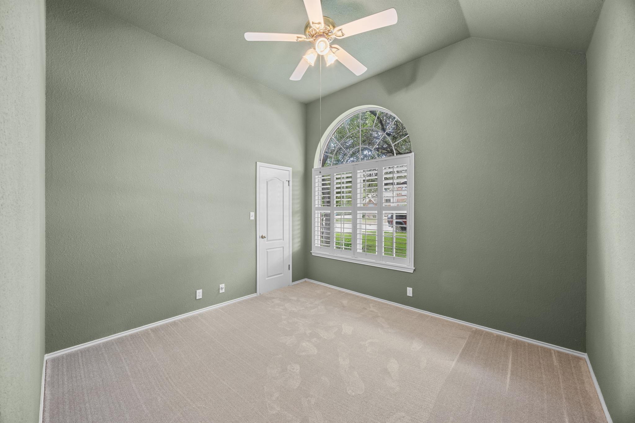 902 SAVANNA Ln, Cedar Park, TX 78613