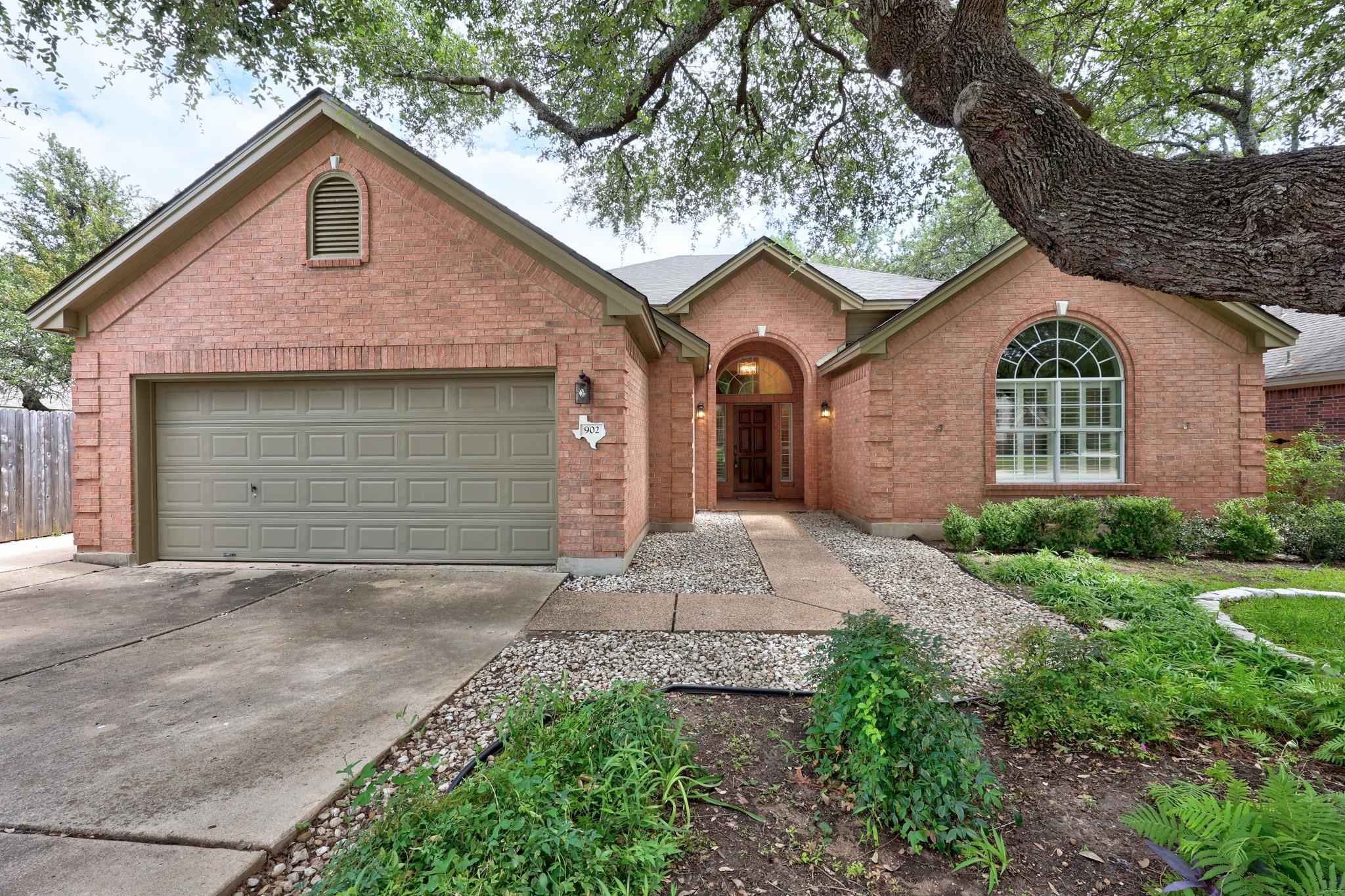 902 SAVANNA Ln, Cedar Park, TX 78613