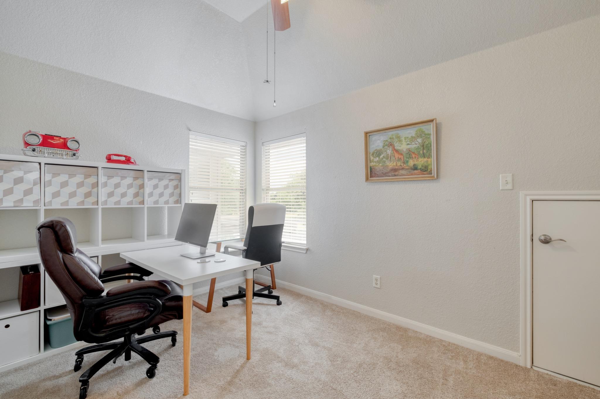 8709 Glen Canyon Dr, Round Rock, TX 78681
