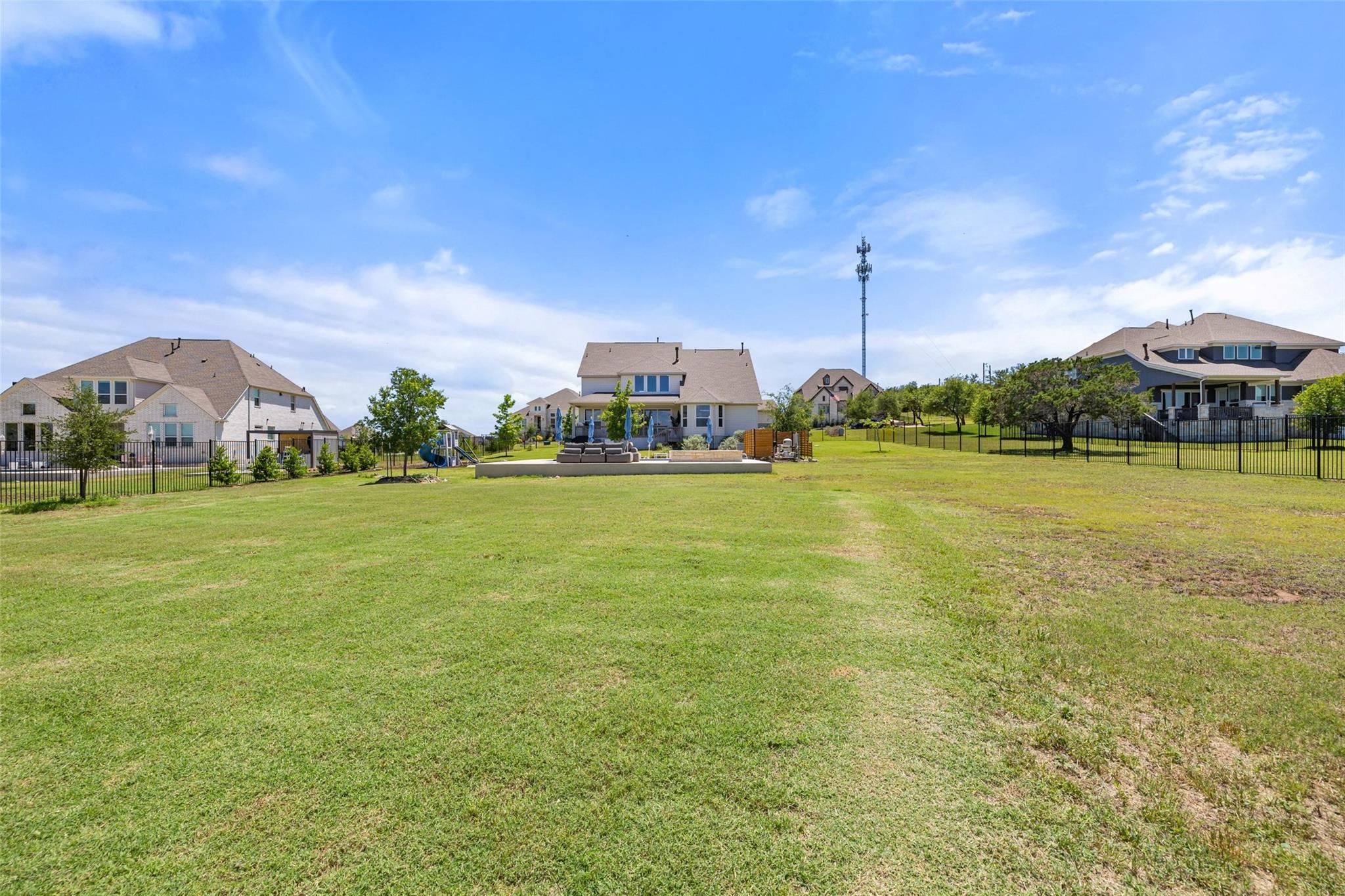 324 Cortaro Dr, Dripping Springs, TX 78620