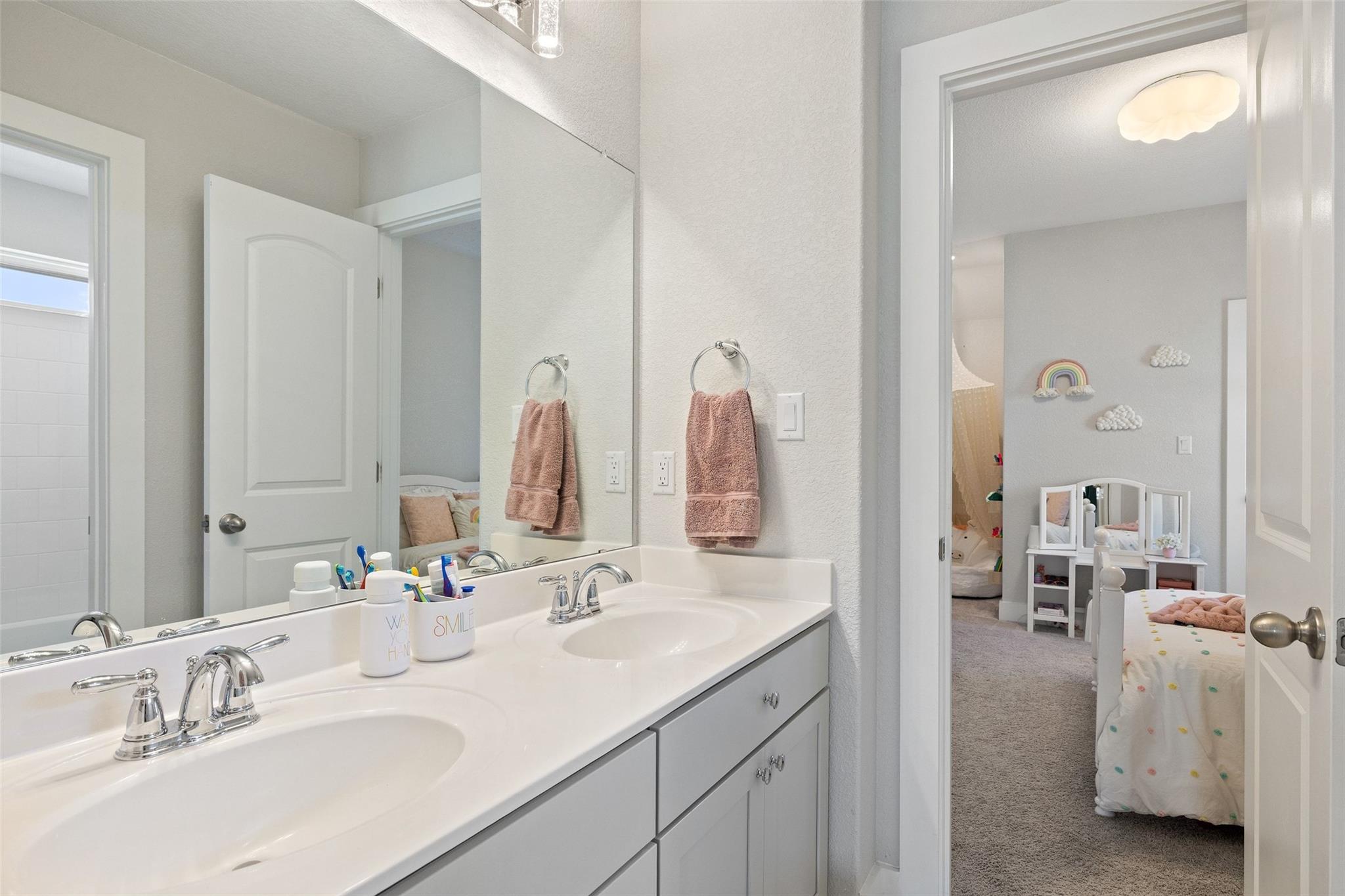 324 Cortaro Dr, Dripping Springs, TX 78620