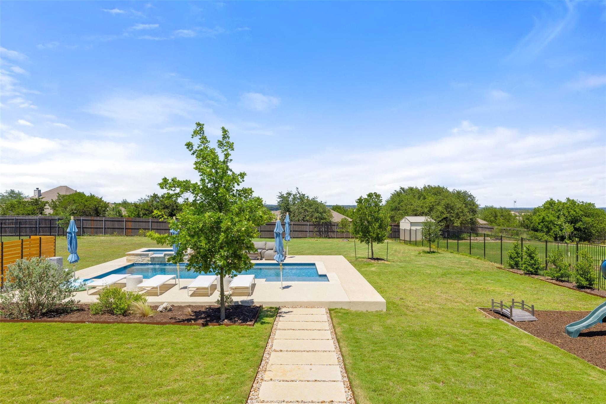 324 Cortaro Dr, Dripping Springs, TX 78620