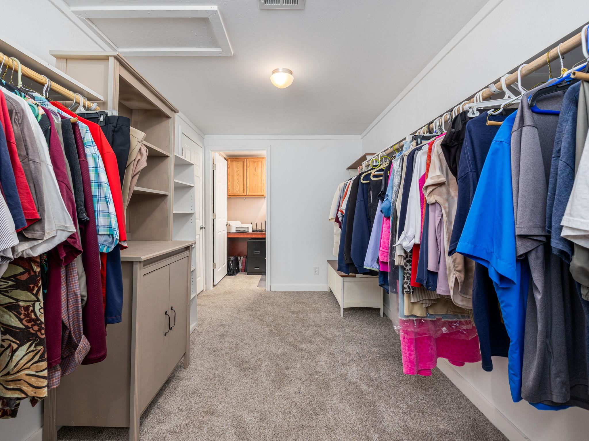 1110 Oakwood Loop, San Marcos, TX 78666
