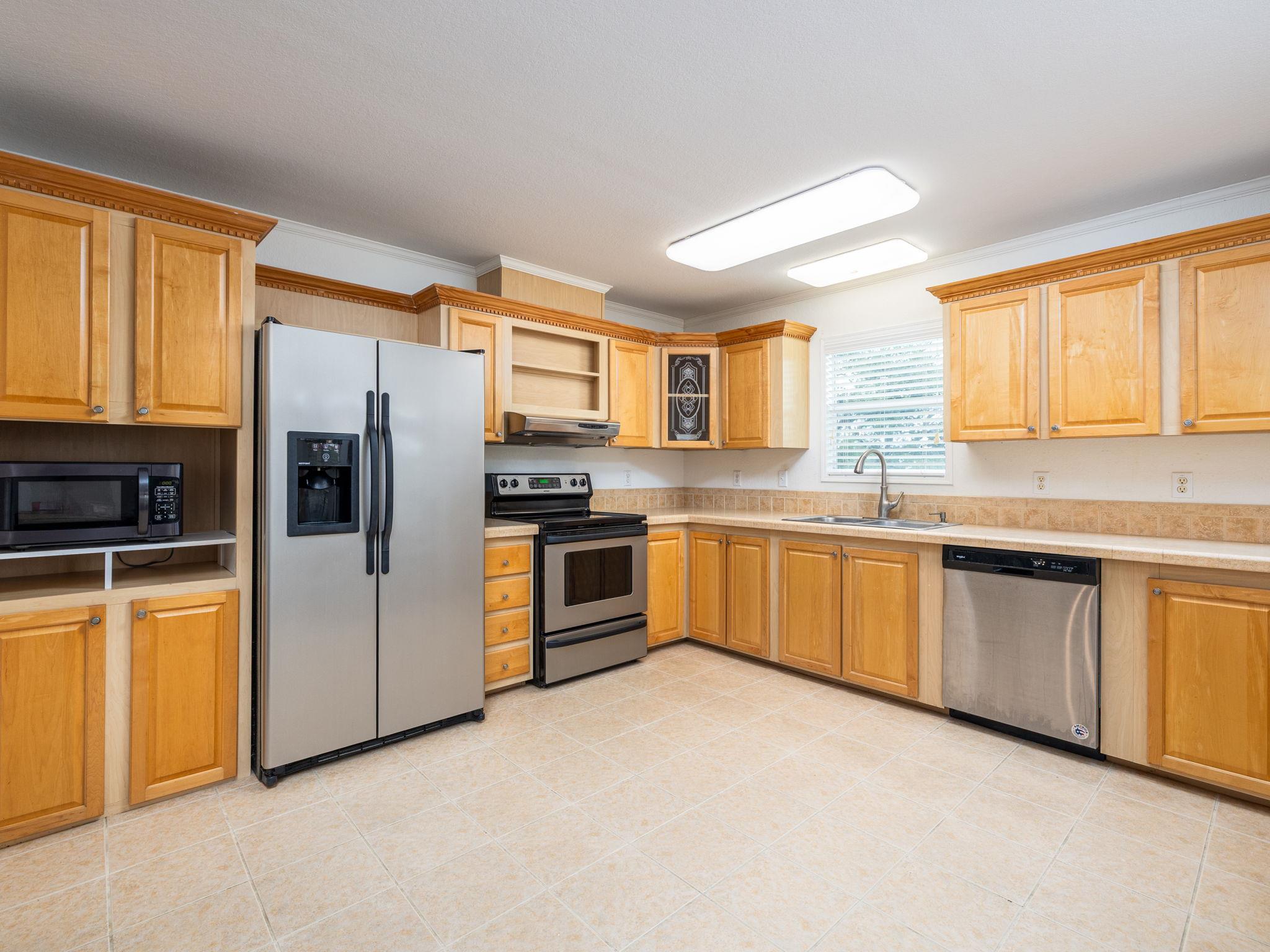 1110 Oakwood Loop, San Marcos, TX 78666