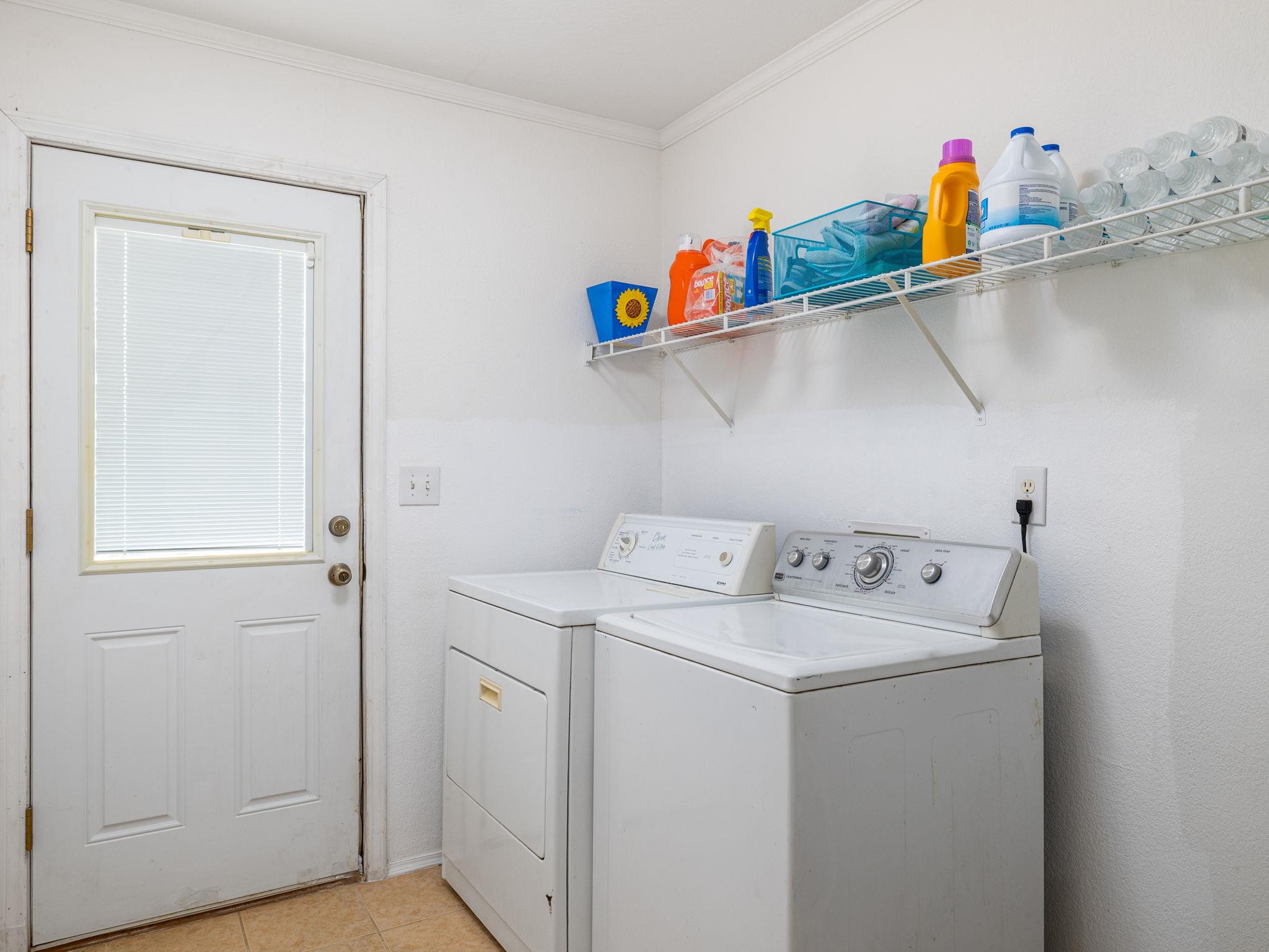 1110 Oakwood Loop, San Marcos, TX 78666
