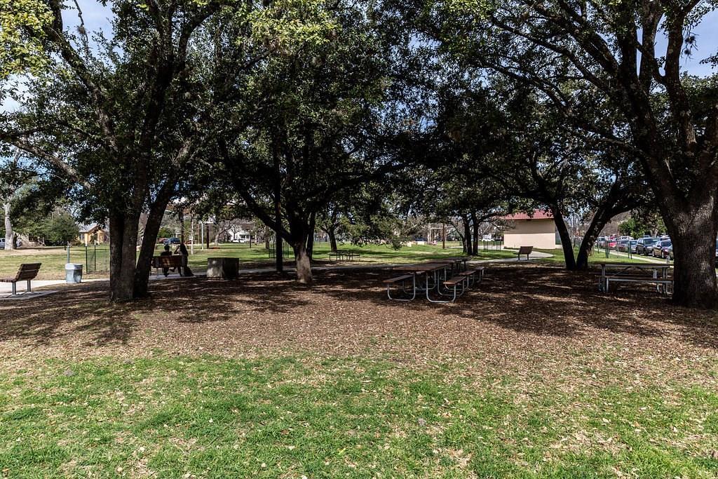 4209 Burnet Rd # 206, Austin, TX 78756