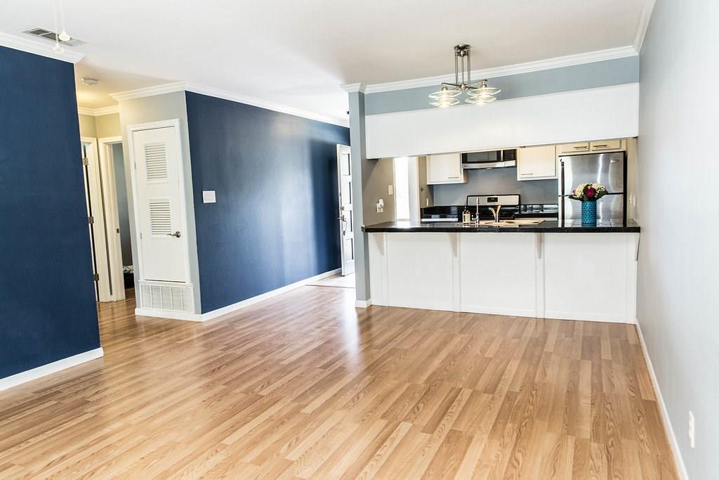 4209 Burnet Rd # 206, Austin, TX 78756