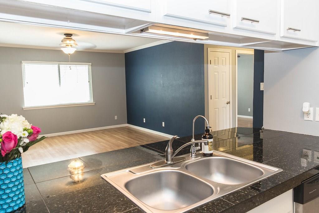 4209 Burnet Rd # 206, Austin, TX 78756