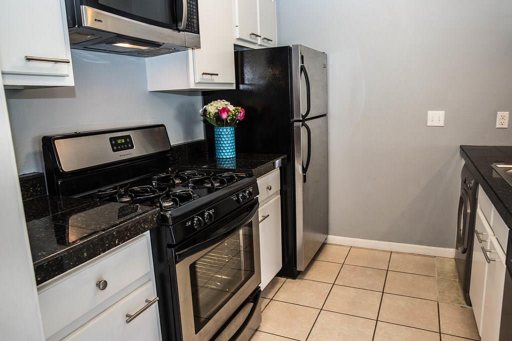 4209 Burnet Rd # 206, Austin, TX 78756