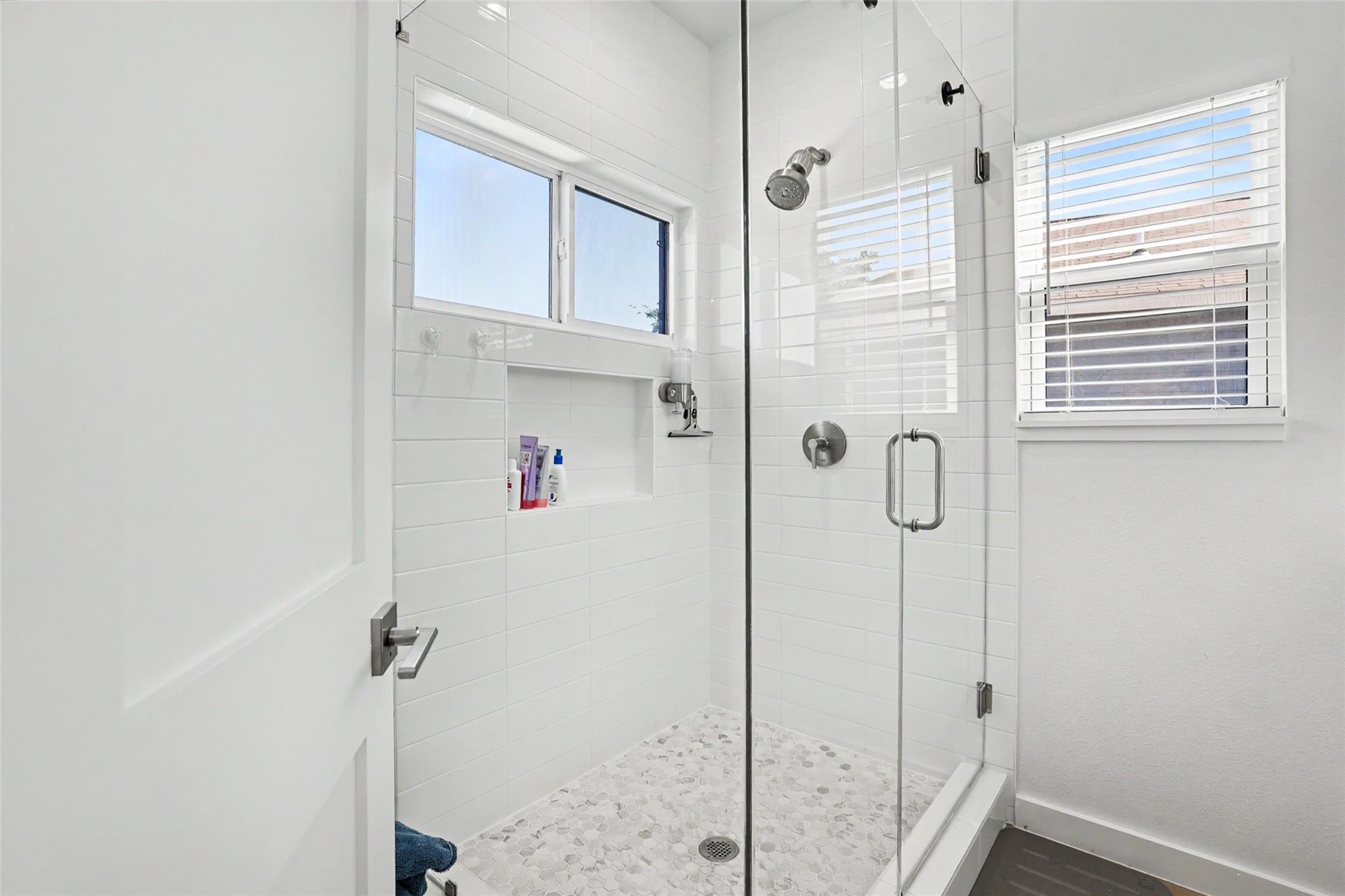 10903 Elm St, Jonestown, TX 78645