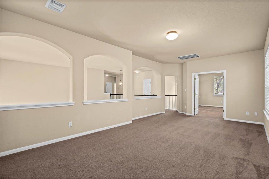 6925 Larue Belle Cv, Austin, TX 78739