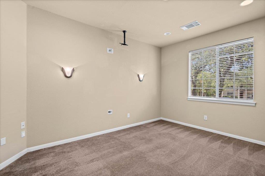 6925 Larue Belle Cv, Austin, TX 78739