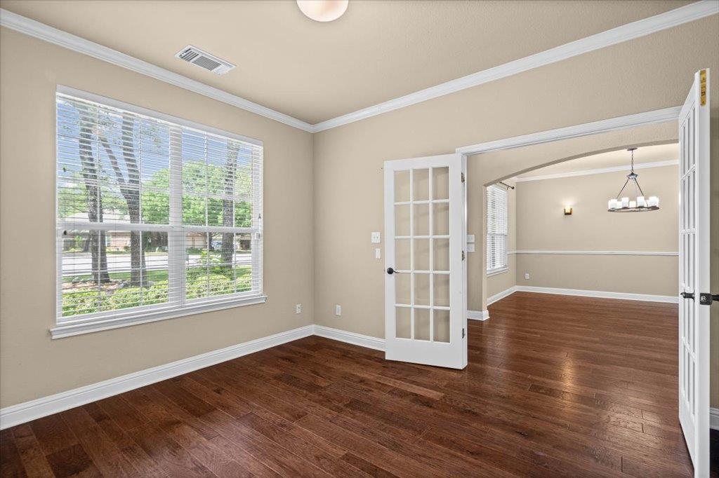 6925 Larue Belle Cv, Austin, TX 78739