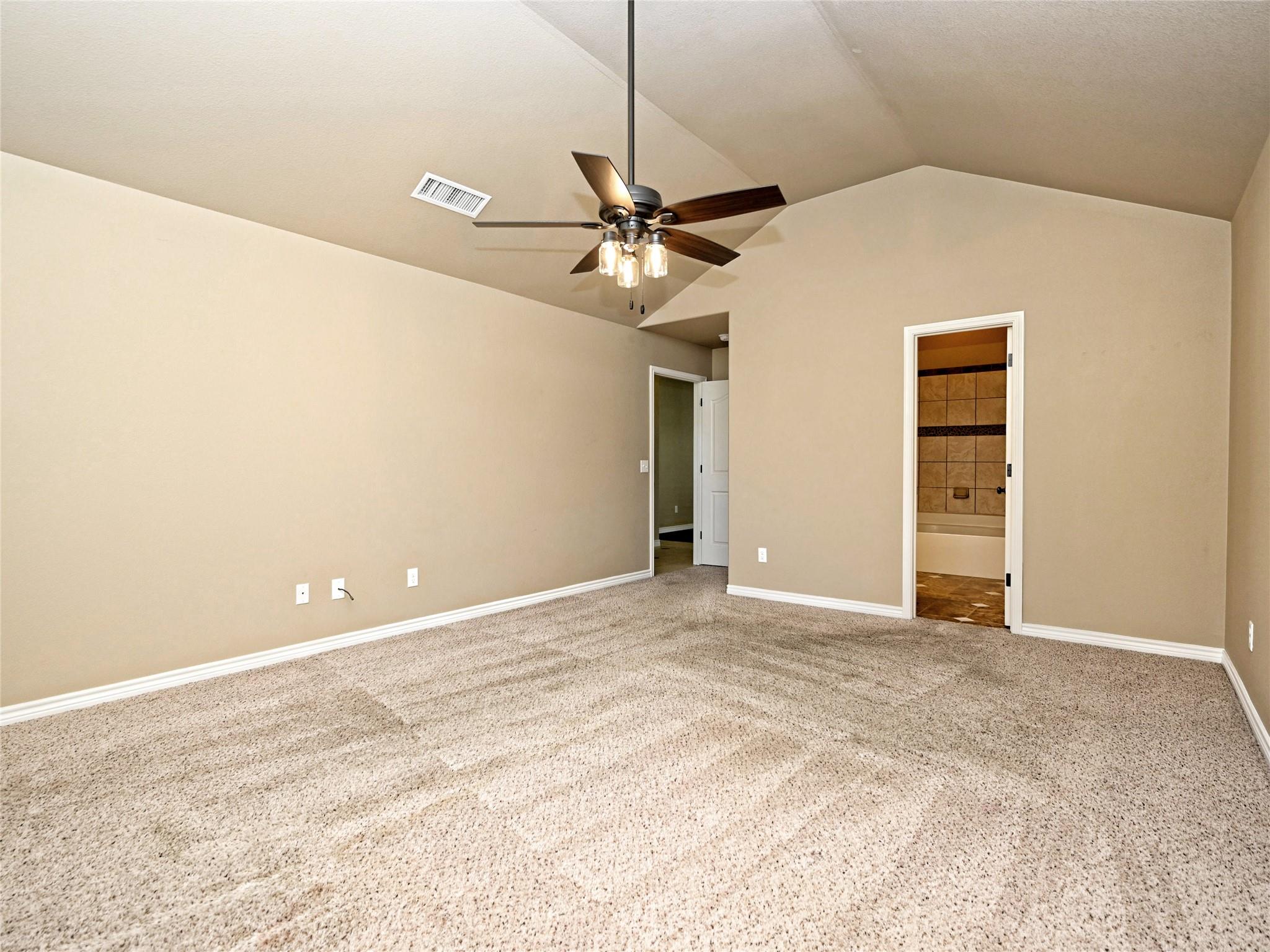 224 Geode Ln, Jarrell, TX 76537