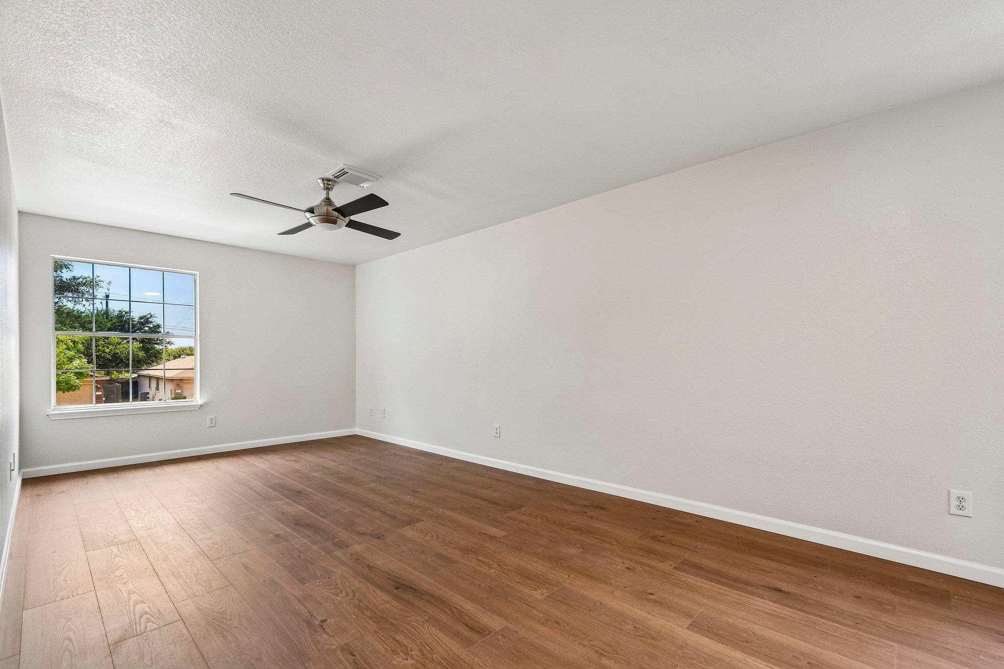 231 Altamont St, Hutto, TX 78634