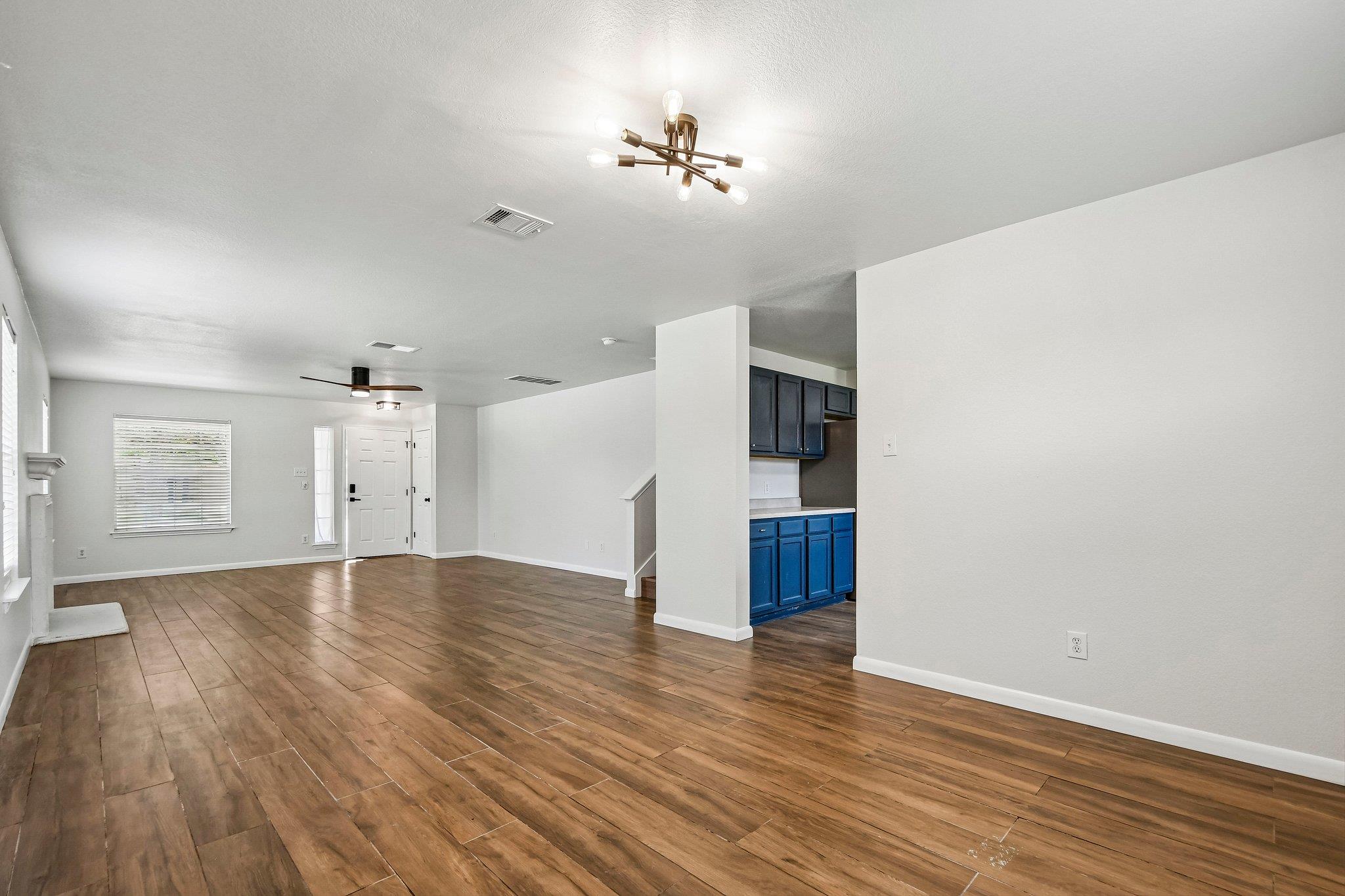 231 Altamont St, Hutto, TX 78634