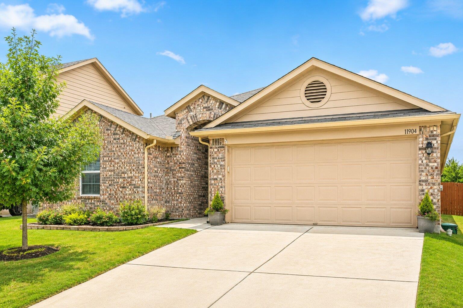 11904 Jamie Dr, Manor, TX 78653