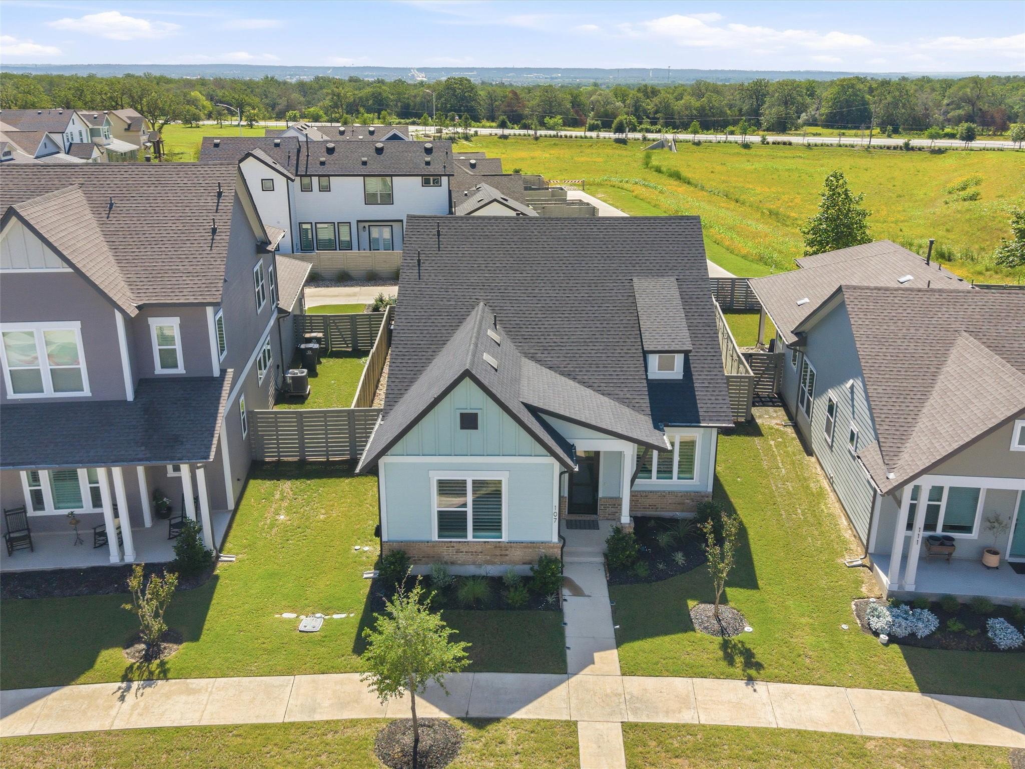 107 Breda Ave, Bastrop, TX 78602