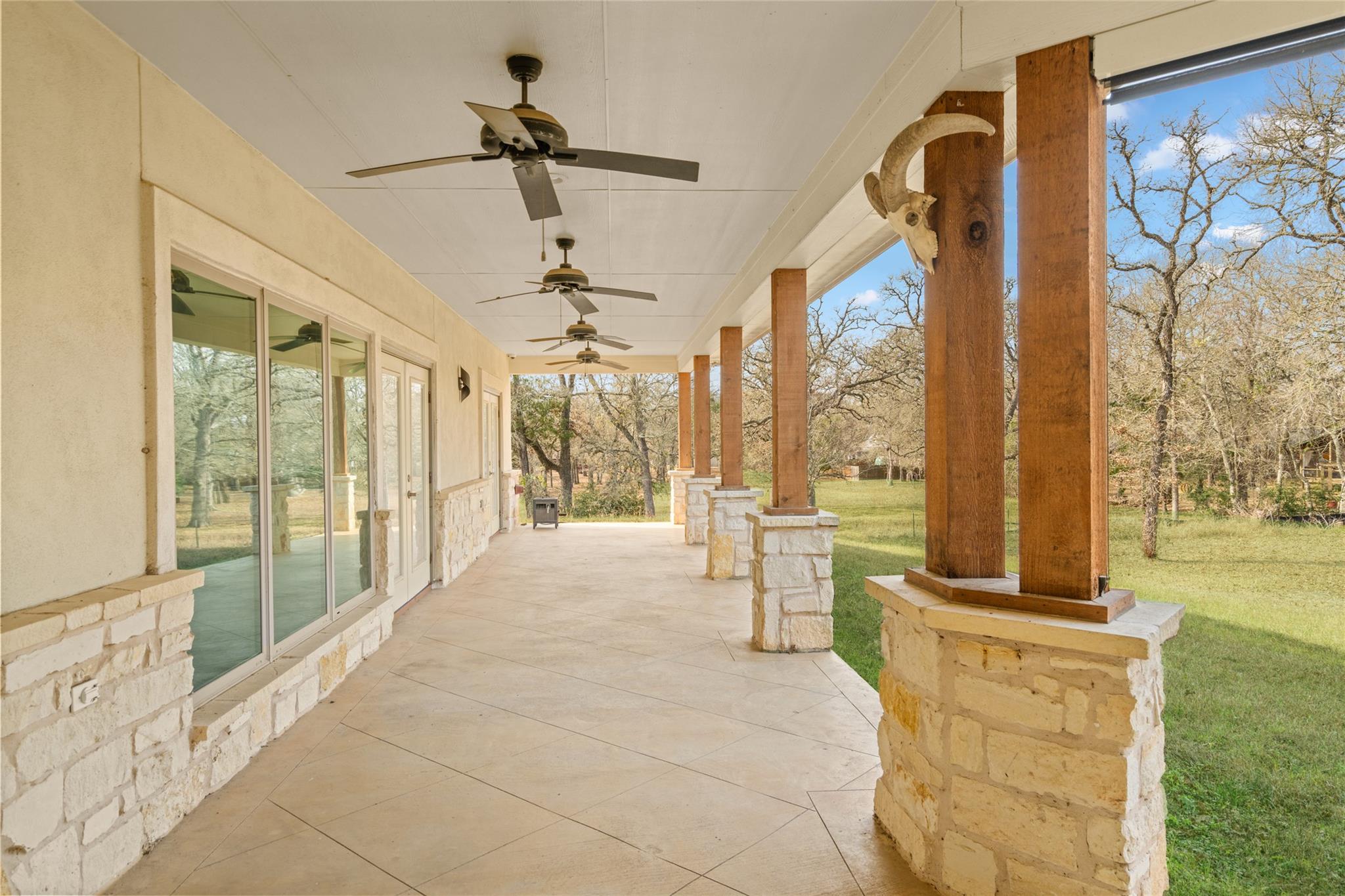 145 State Loop 92, La Grange, TX 78945