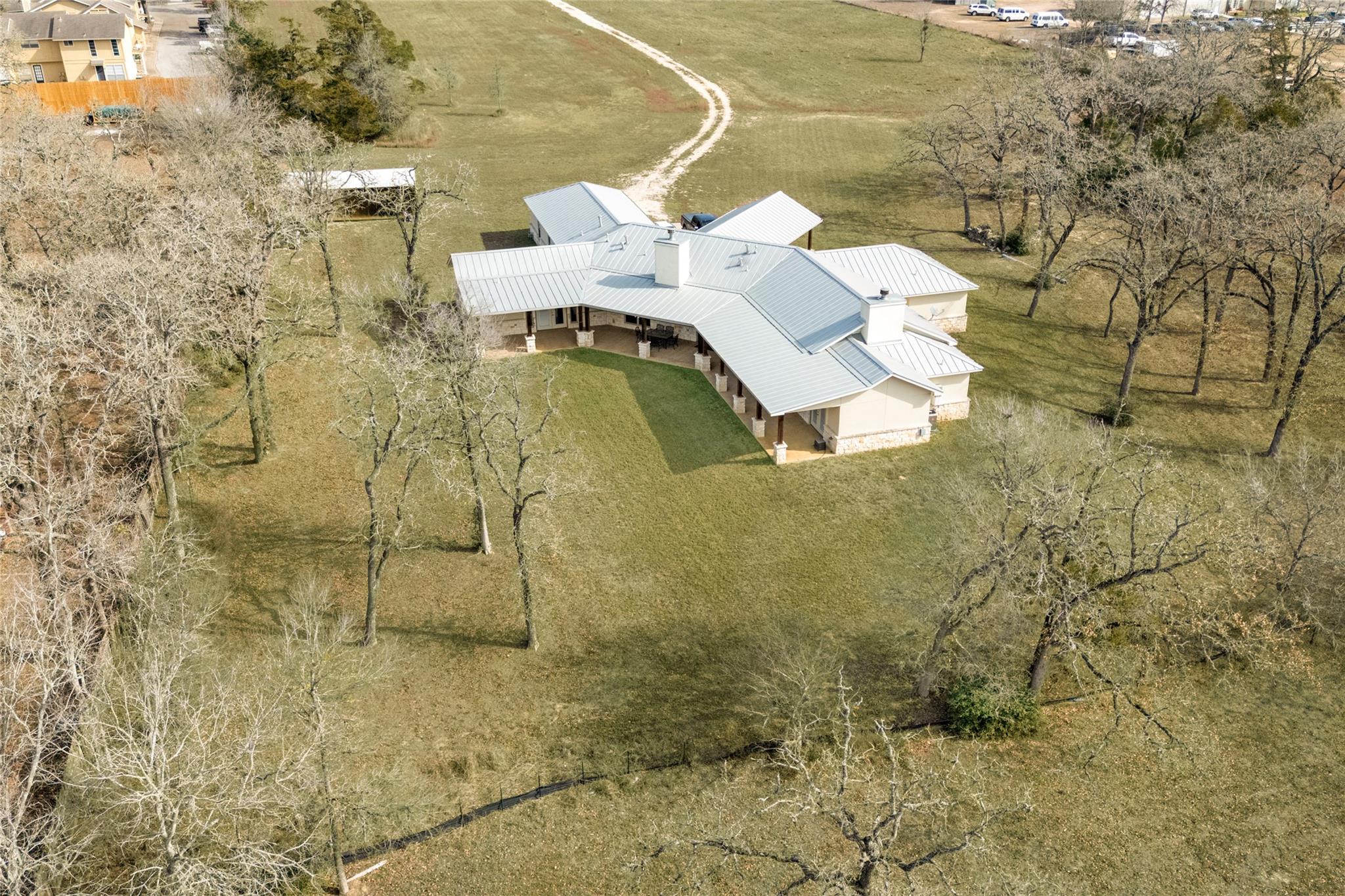 145 State Loop 92, La Grange, TX 78945