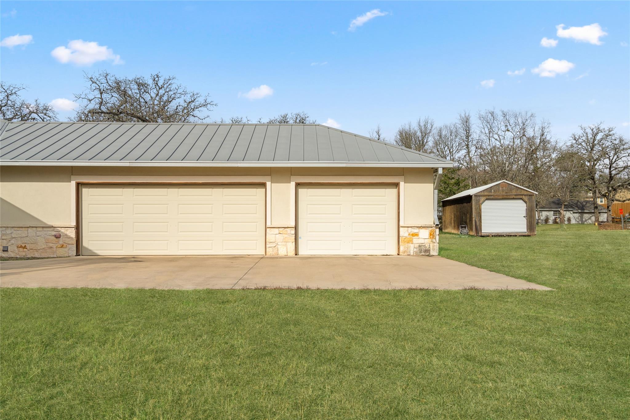 145 State Loop 92, La Grange, TX 78945