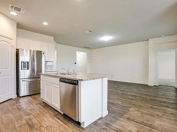 1011 Pembroke Ct, Hutto, TX 78634