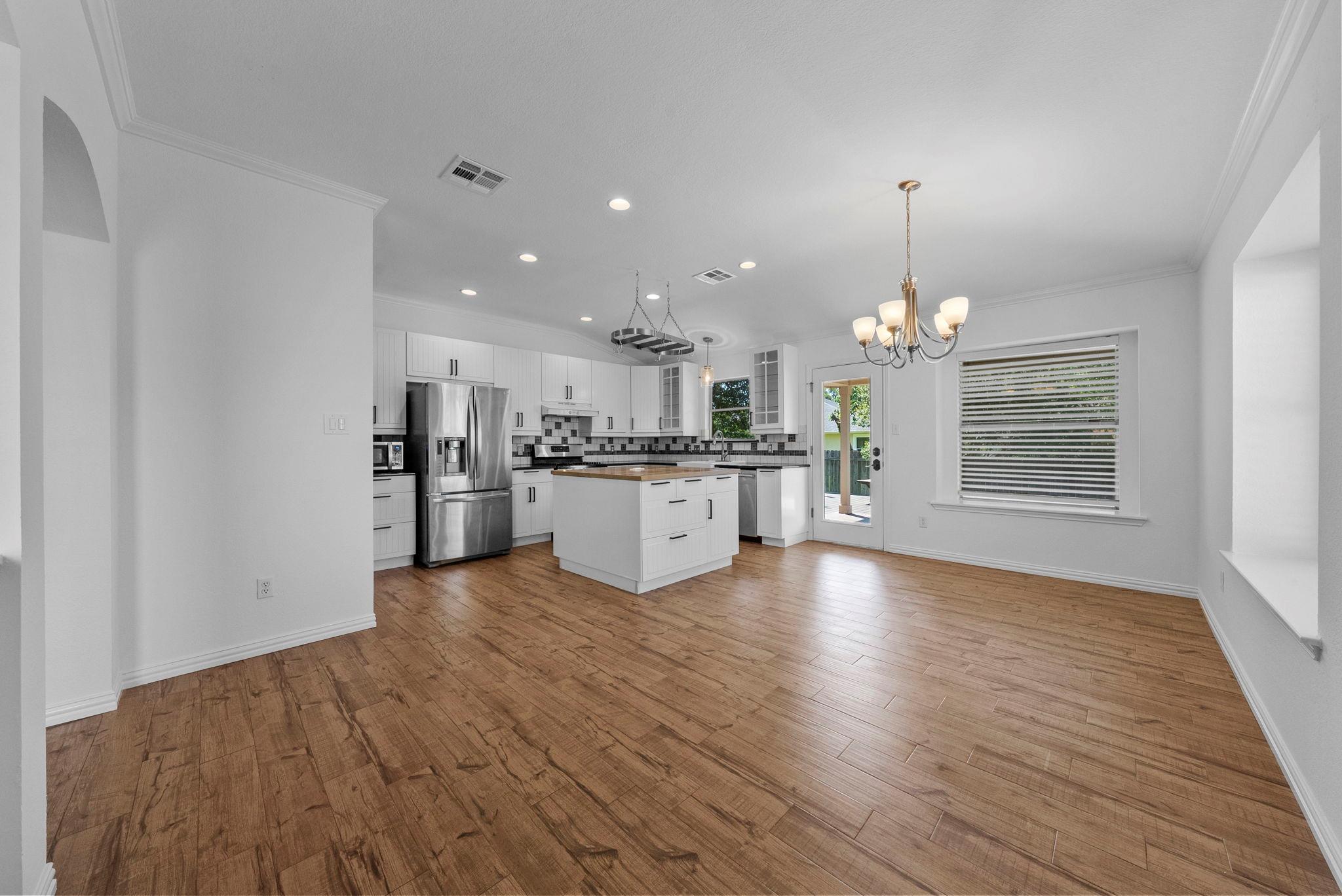 2409 Hallie Ln, Round Rock, TX 78664