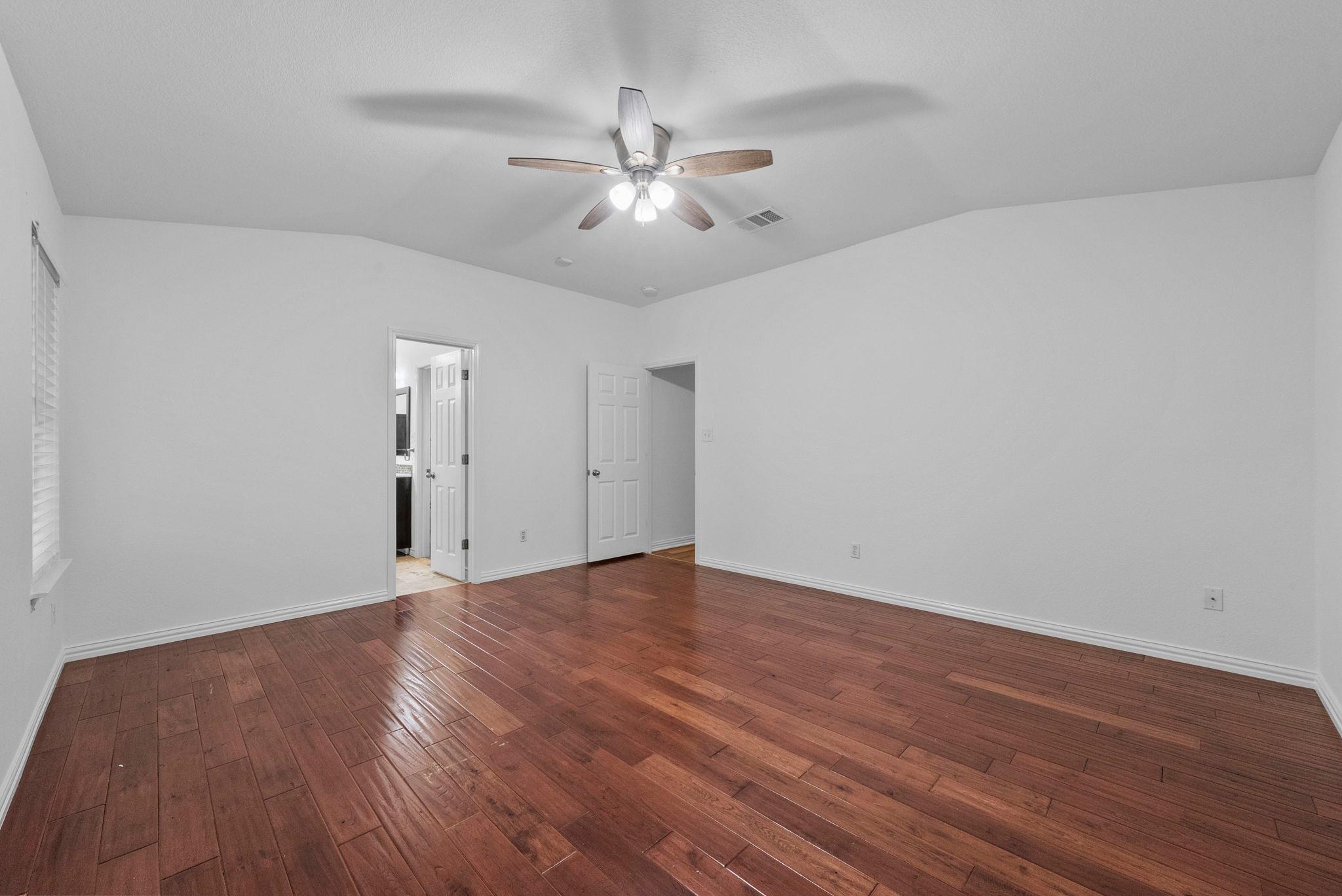 2409 Hallie Ln, Round Rock, TX 78664