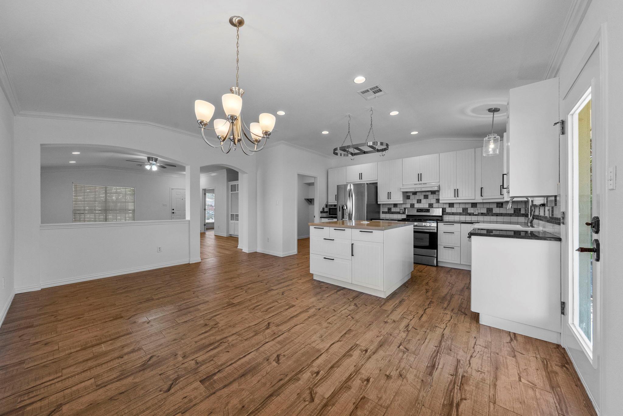 2409 Hallie Ln, Round Rock, TX 78664