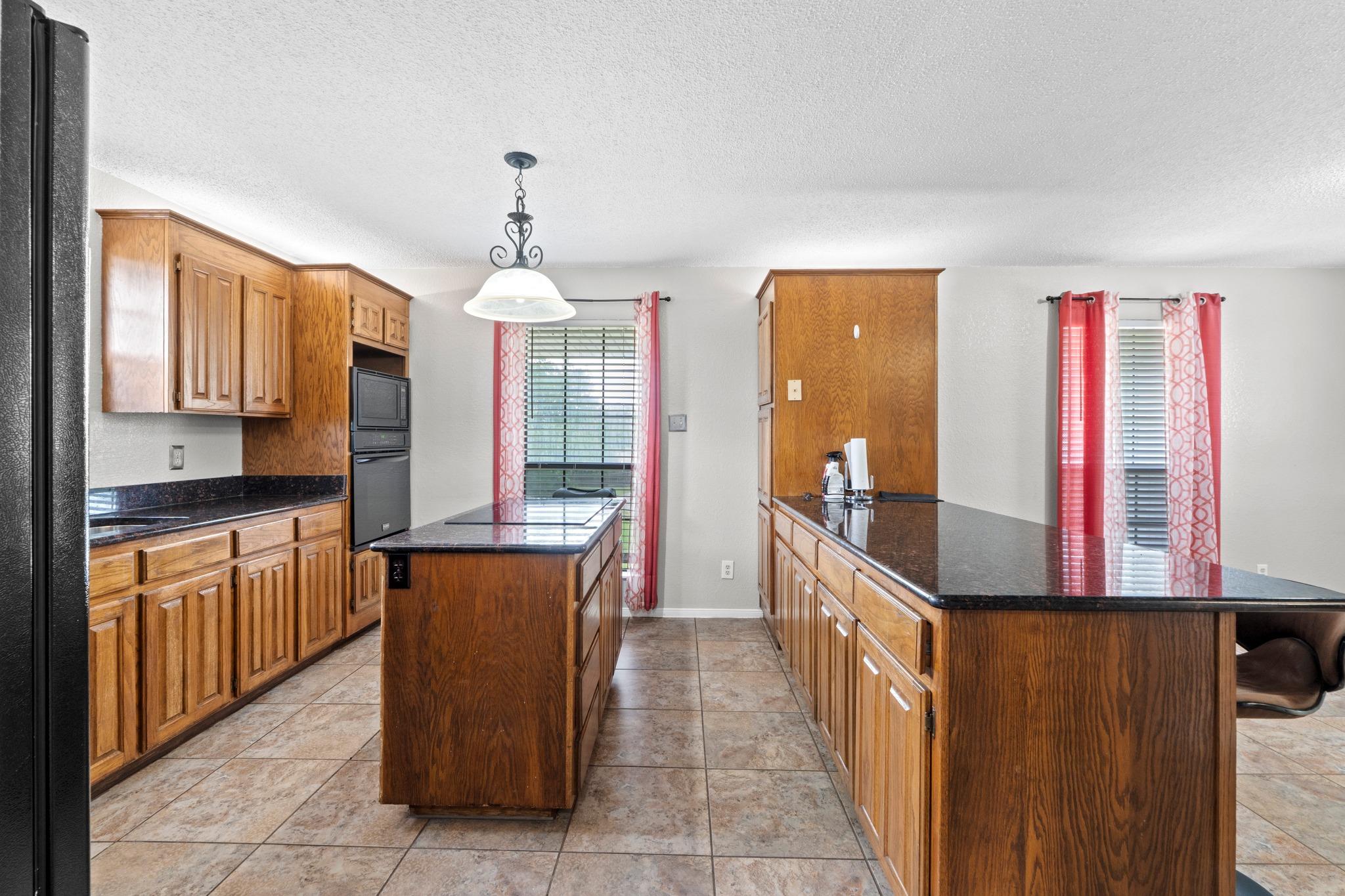205 Sedro Trl, Georgetown, TX 78633
