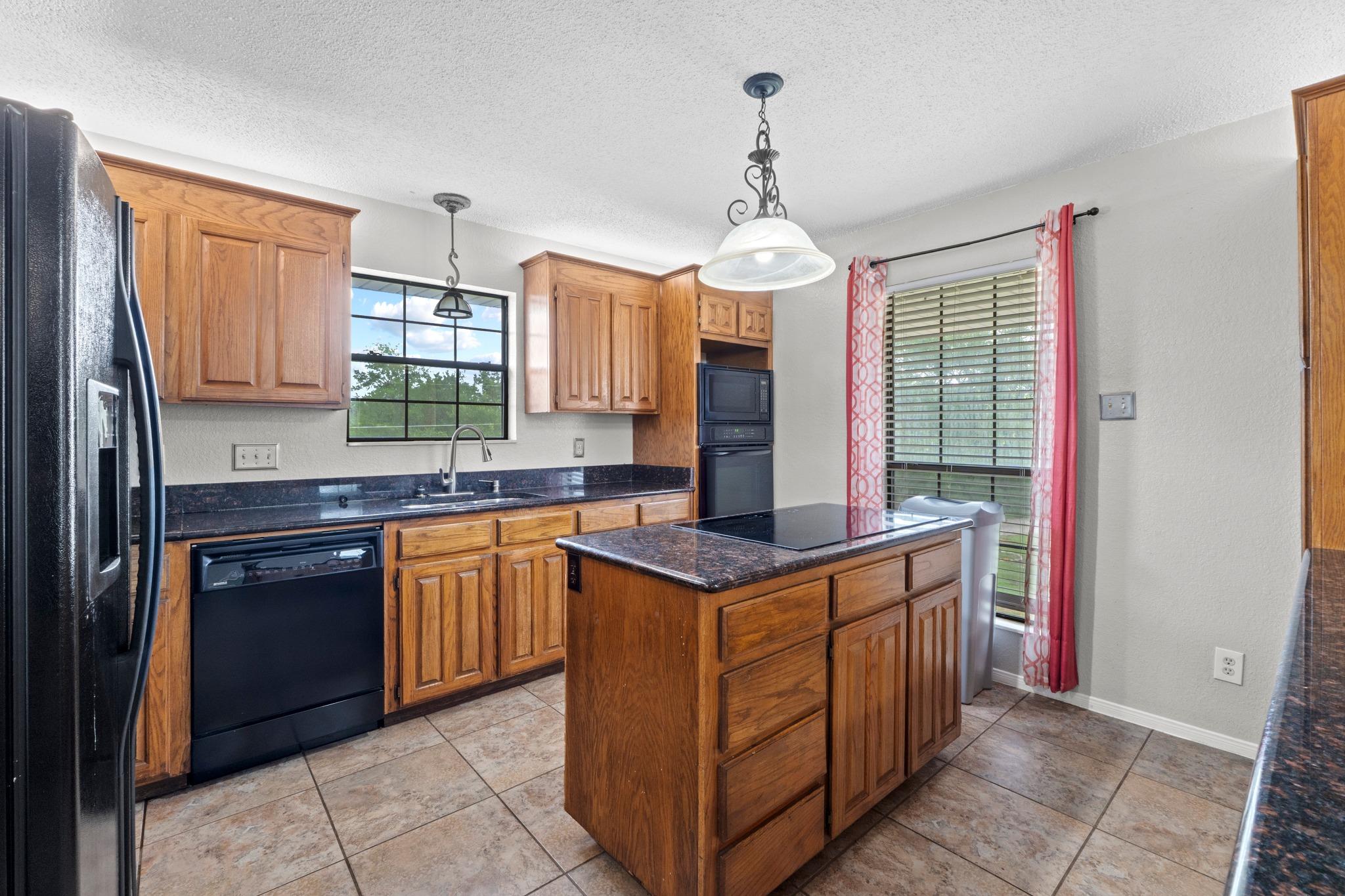 205 Sedro Trl, Georgetown, TX 78633