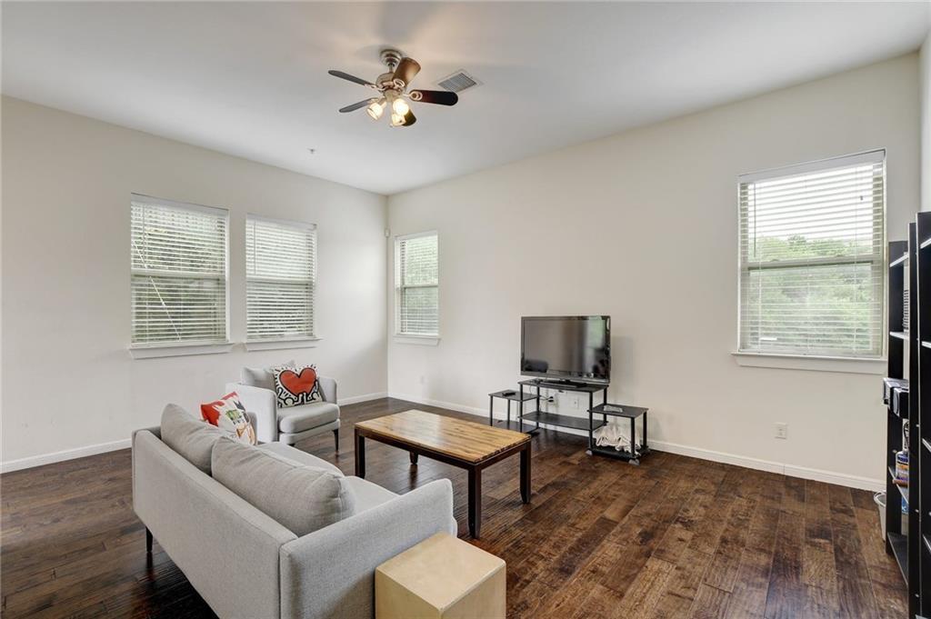 2708 San Pedro St # 301, Austin, TX 78705