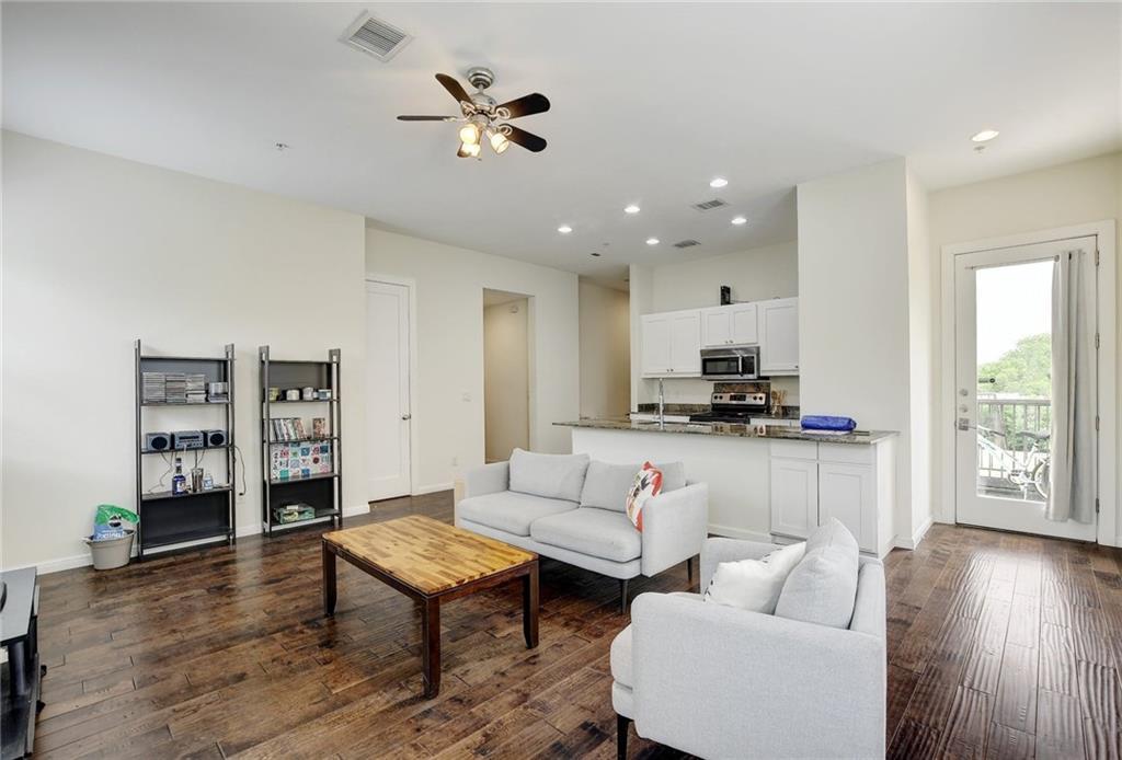 2708 San Pedro St # 301, Austin, TX 78705