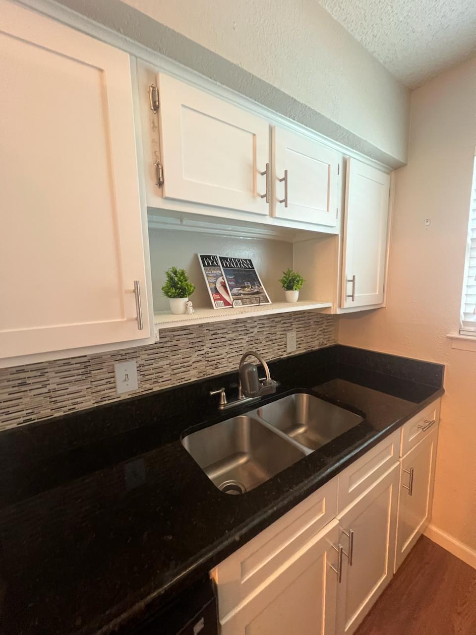 2401 Manor St Rd # 118, Austin, TX 78722