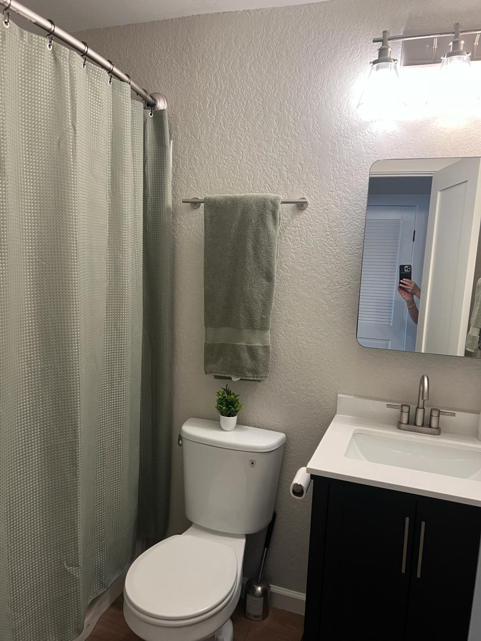 2401 Manor St Rd # 118, Austin, TX 78722