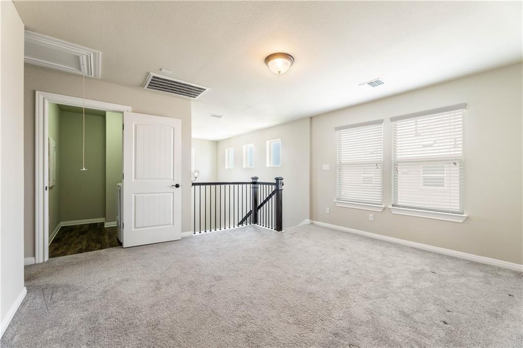 5413 Traviston Dr, Austin, TX 78738