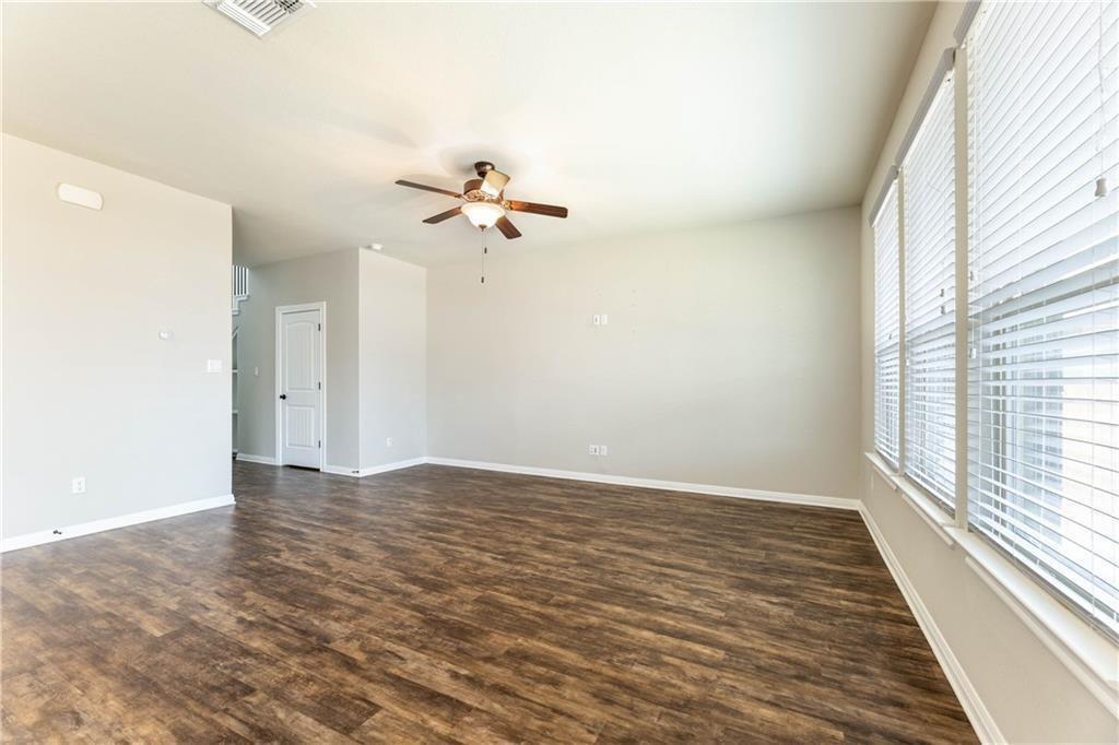 5413 Traviston Dr, Austin, TX 78738