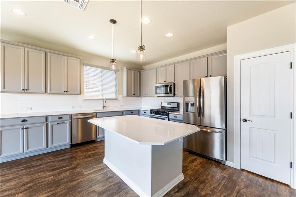 5413 Traviston Dr, Austin, TX 78738