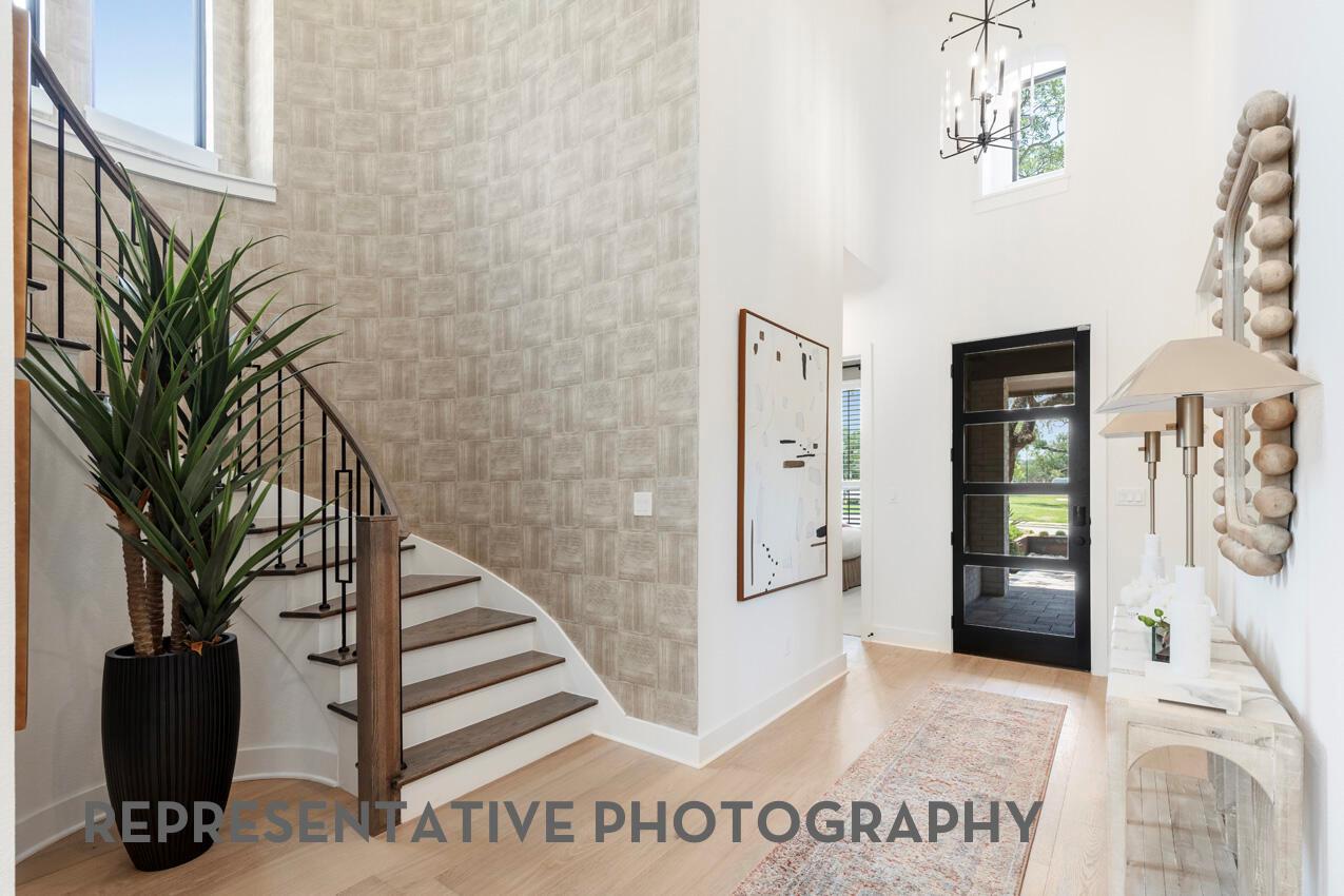 228 Blossom Cottage Dr, Hutto, TX 78634
