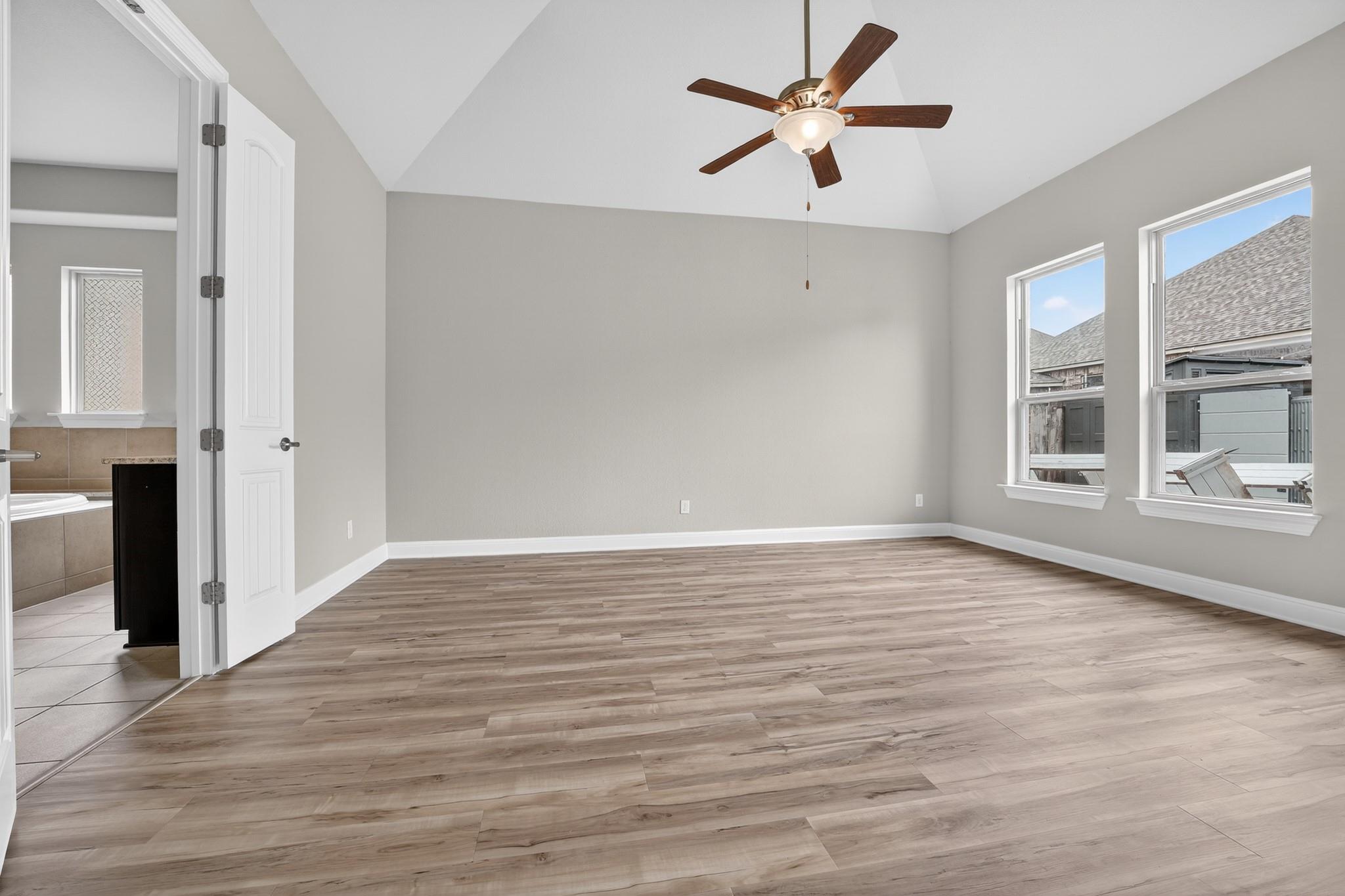 1009 Wolcott Dr, Leander, TX 78641