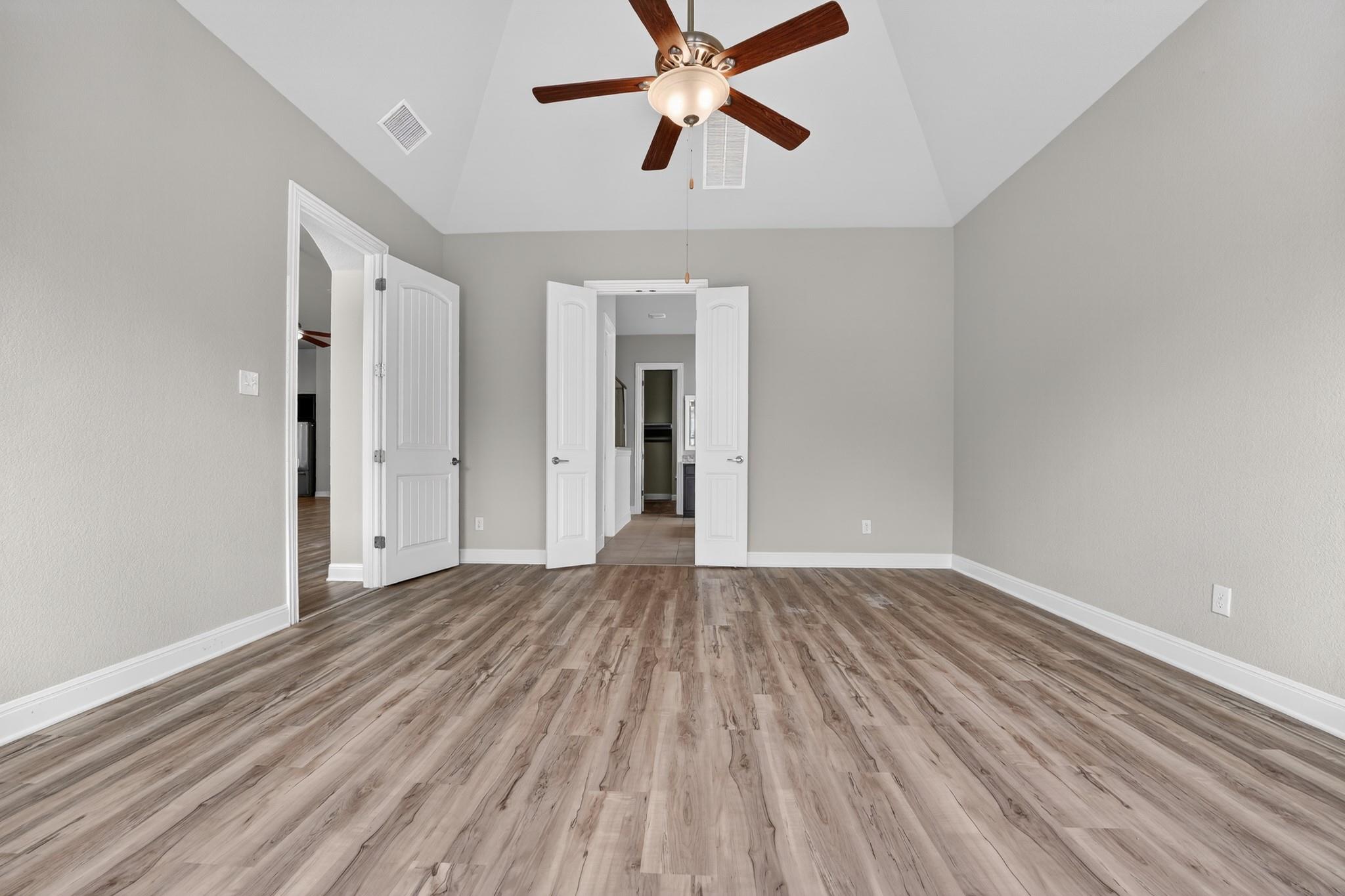 1009 Wolcott Dr, Leander, TX 78641