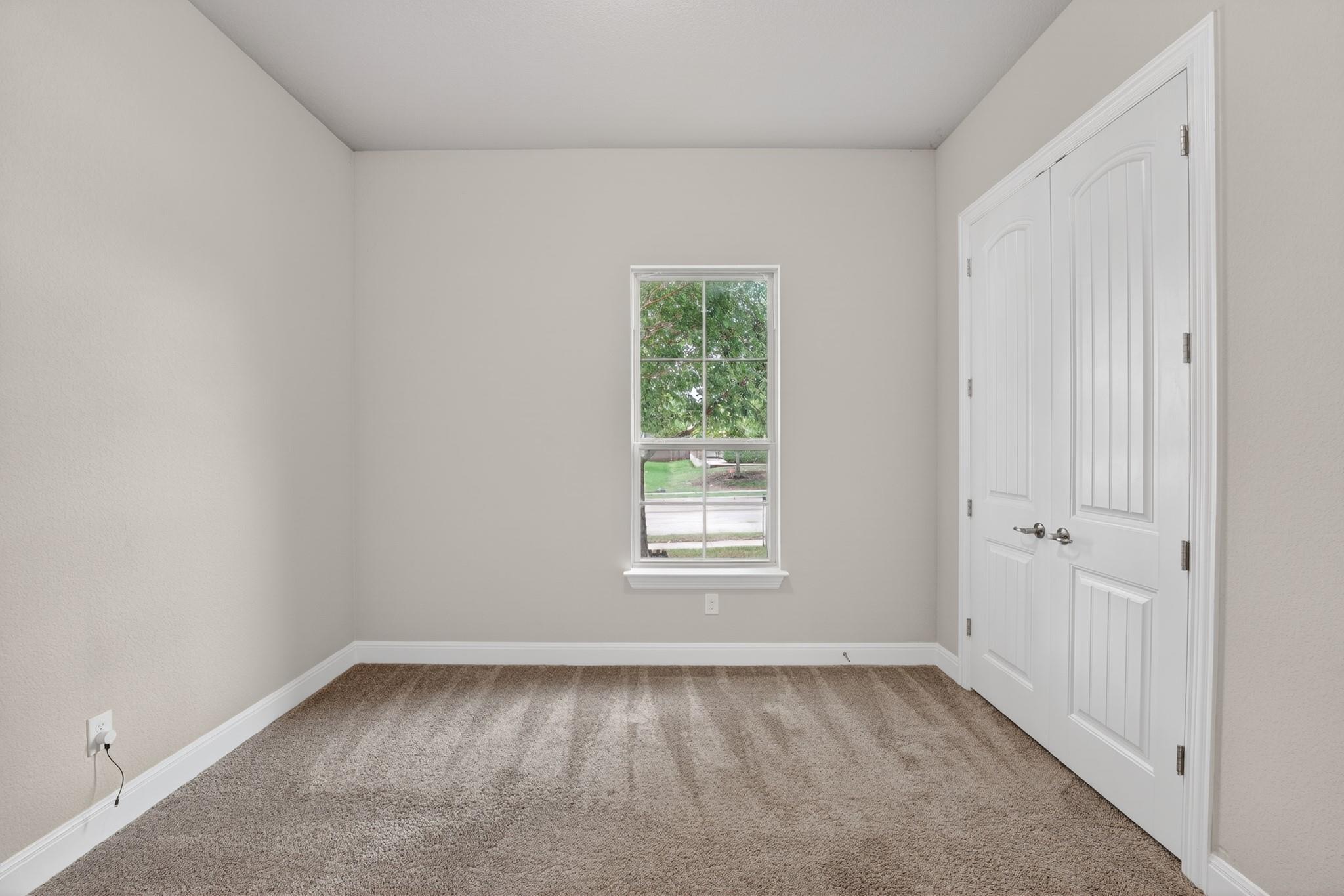 1009 Wolcott Dr, Leander, TX 78641