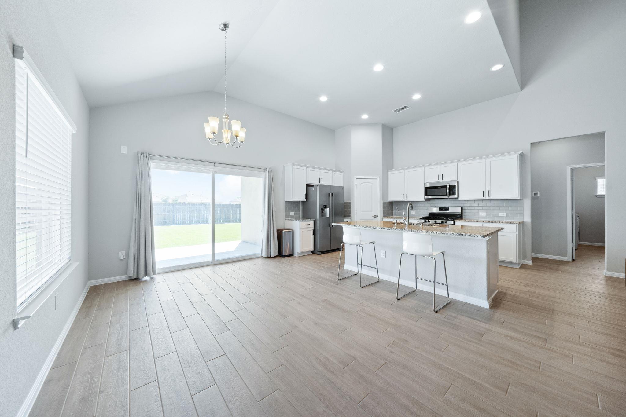 2412 Star Hill Ranch St, Georgetown, TX 78628