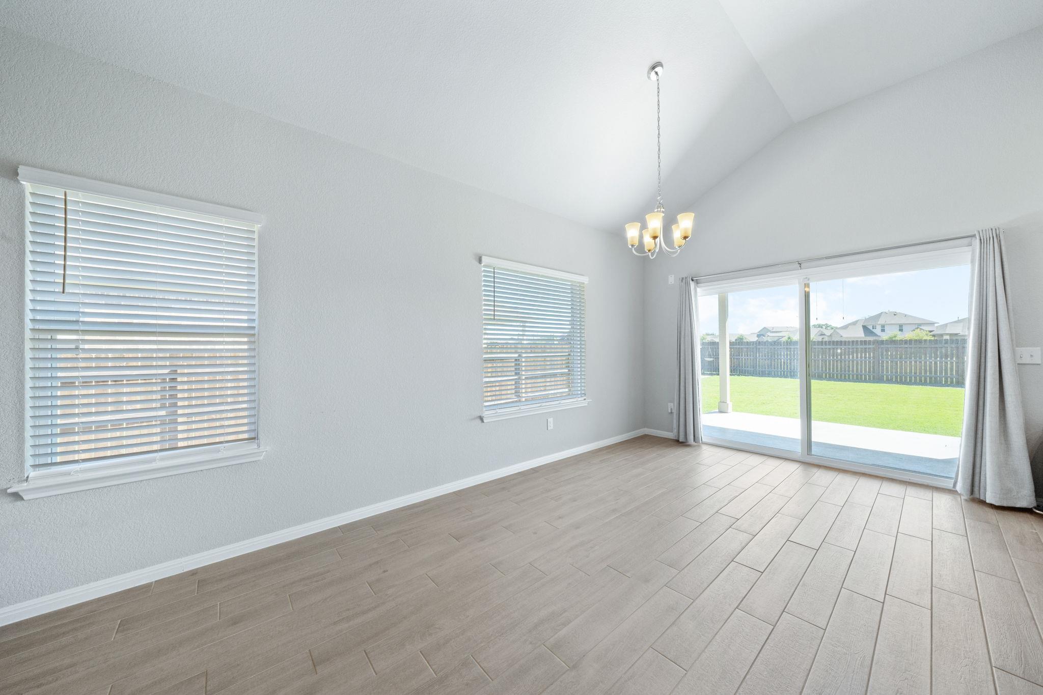 2412 Star Hill Ranch St, Georgetown, TX 78628