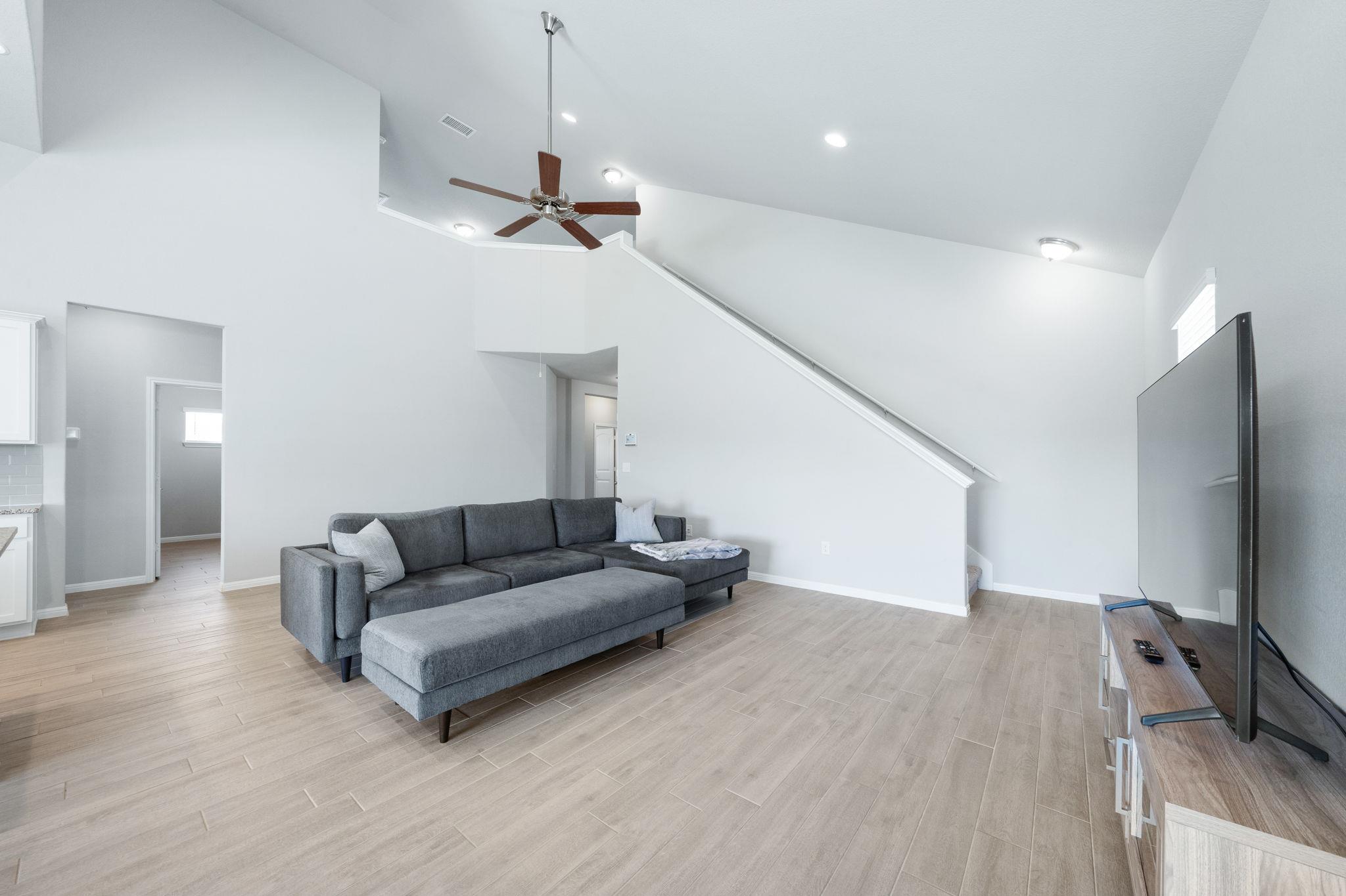 2412 Star Hill Ranch St, Georgetown, TX 78628