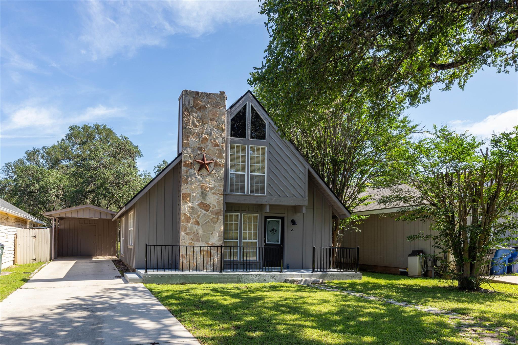22 Stonehouse Cir, Wimberley, TX 78676